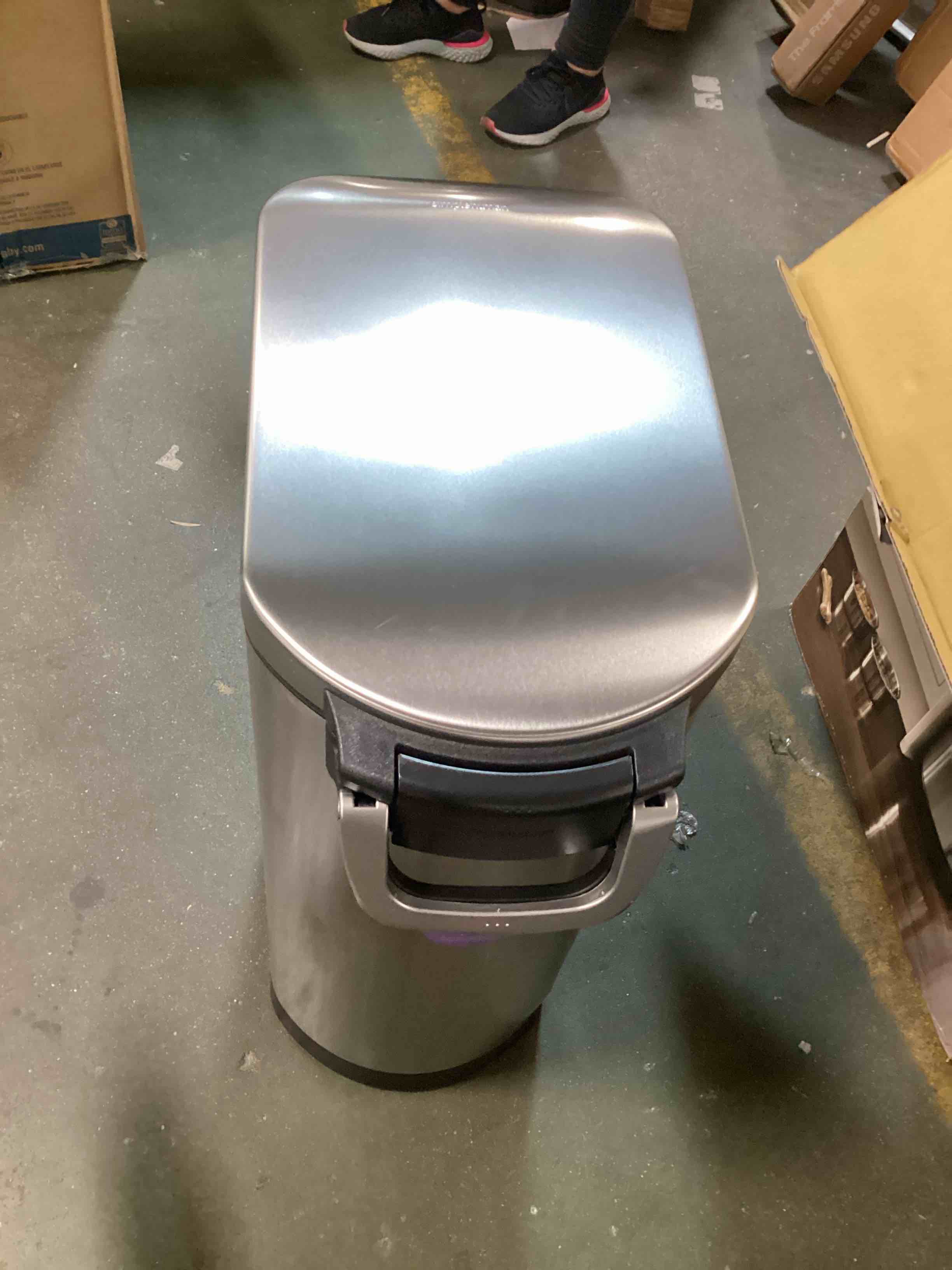 simplehuman 35 Liter, 40 lb / 18.1 kg XLarge Pet Food Storage