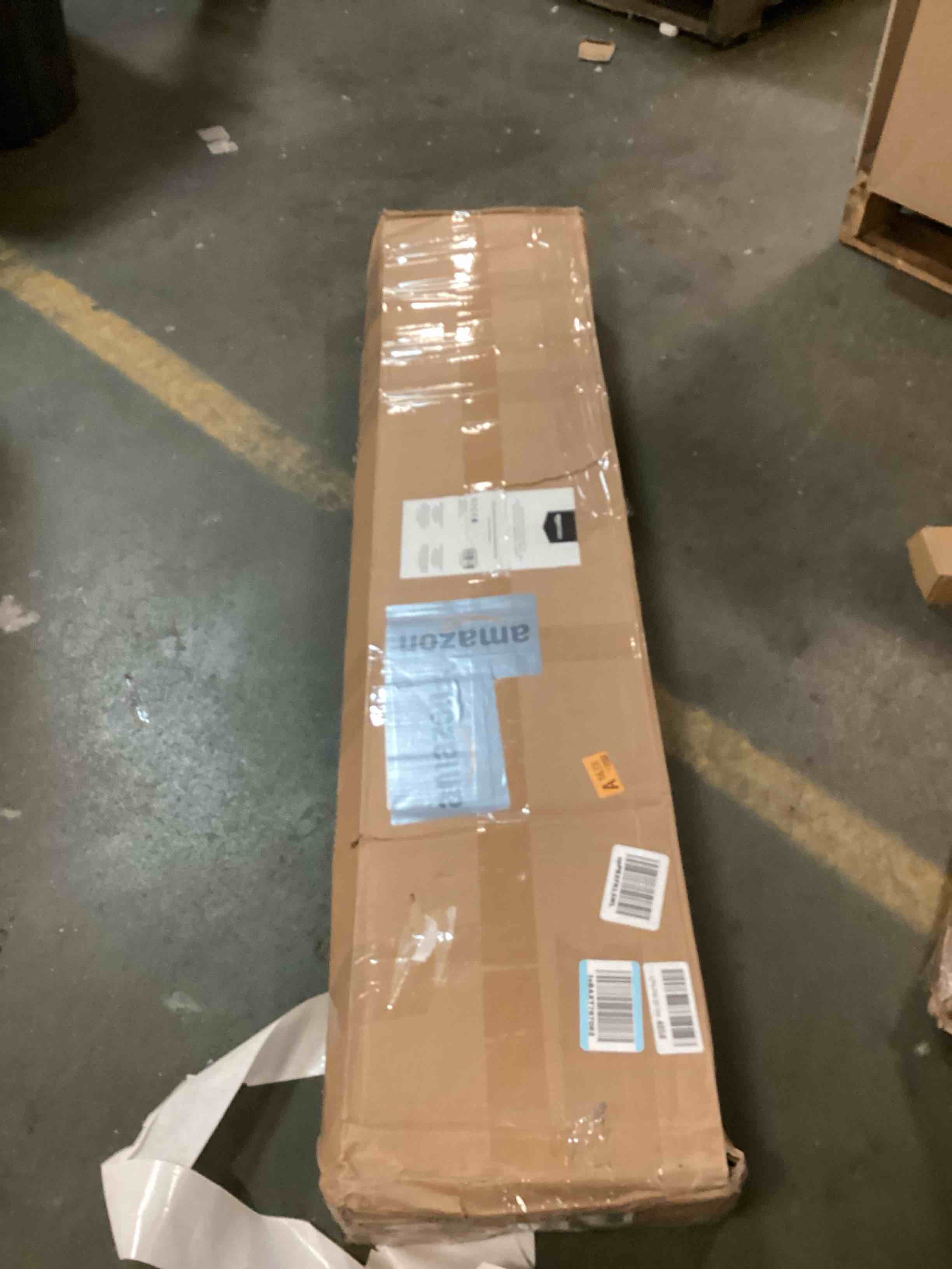 https://s3.amazonaws.com/lotting-images-prod/bidfta/PNK0185729_1725058549748.jpeg
