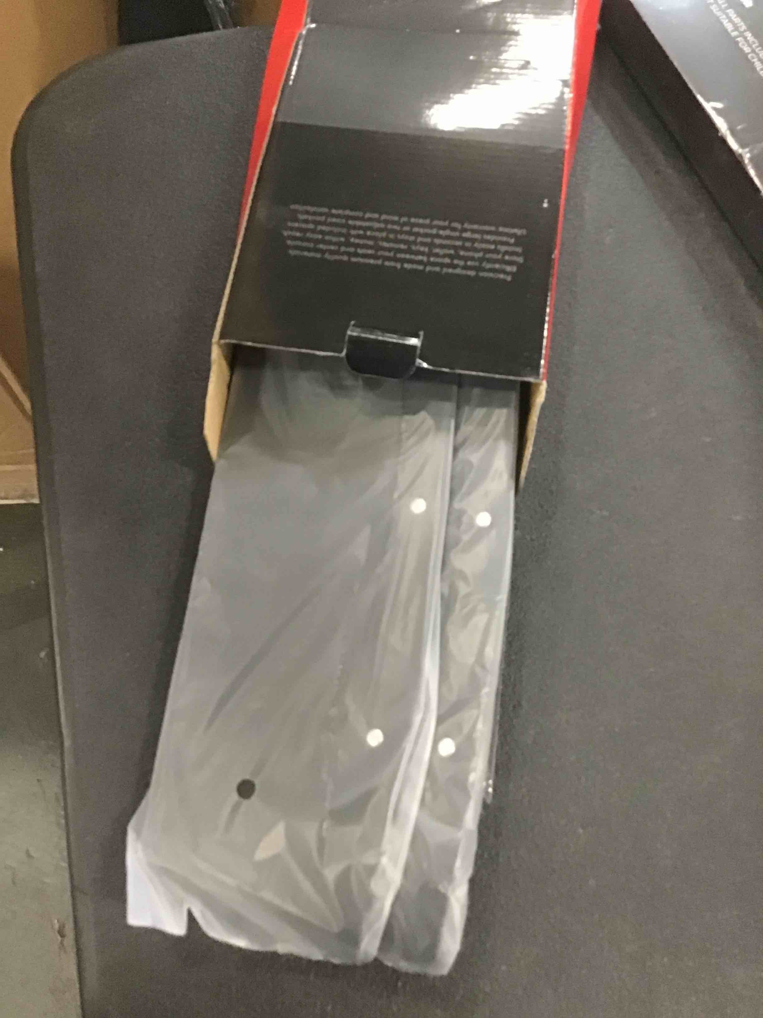 https://s3.amazonaws.com/lotting-images-prod/bidfta/PNK0189343_1725384921046.jpeg