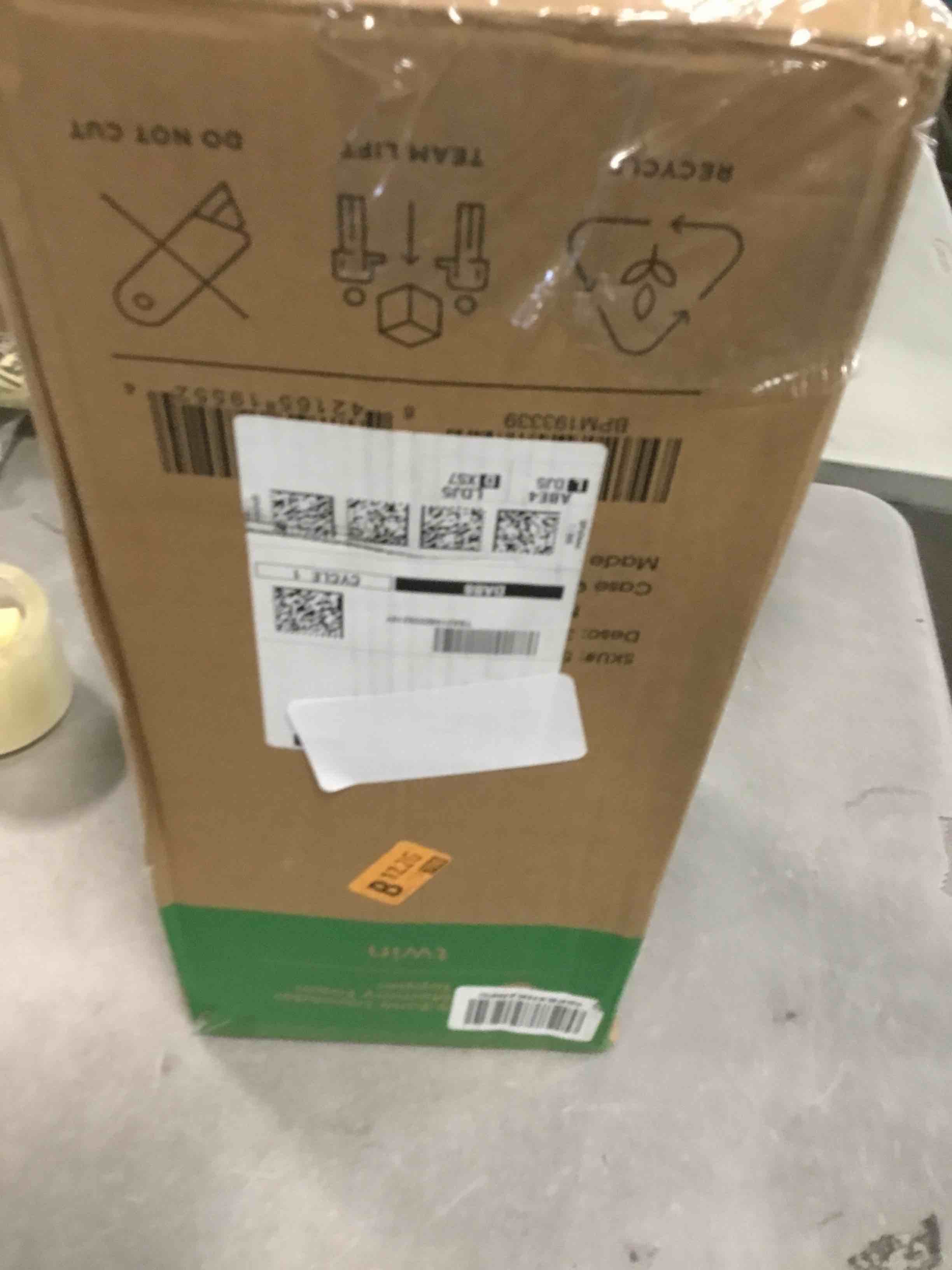 https://s3.amazonaws.com/lotting-images-prod/bidfta/PNK0189898_1724944436544.jpeg