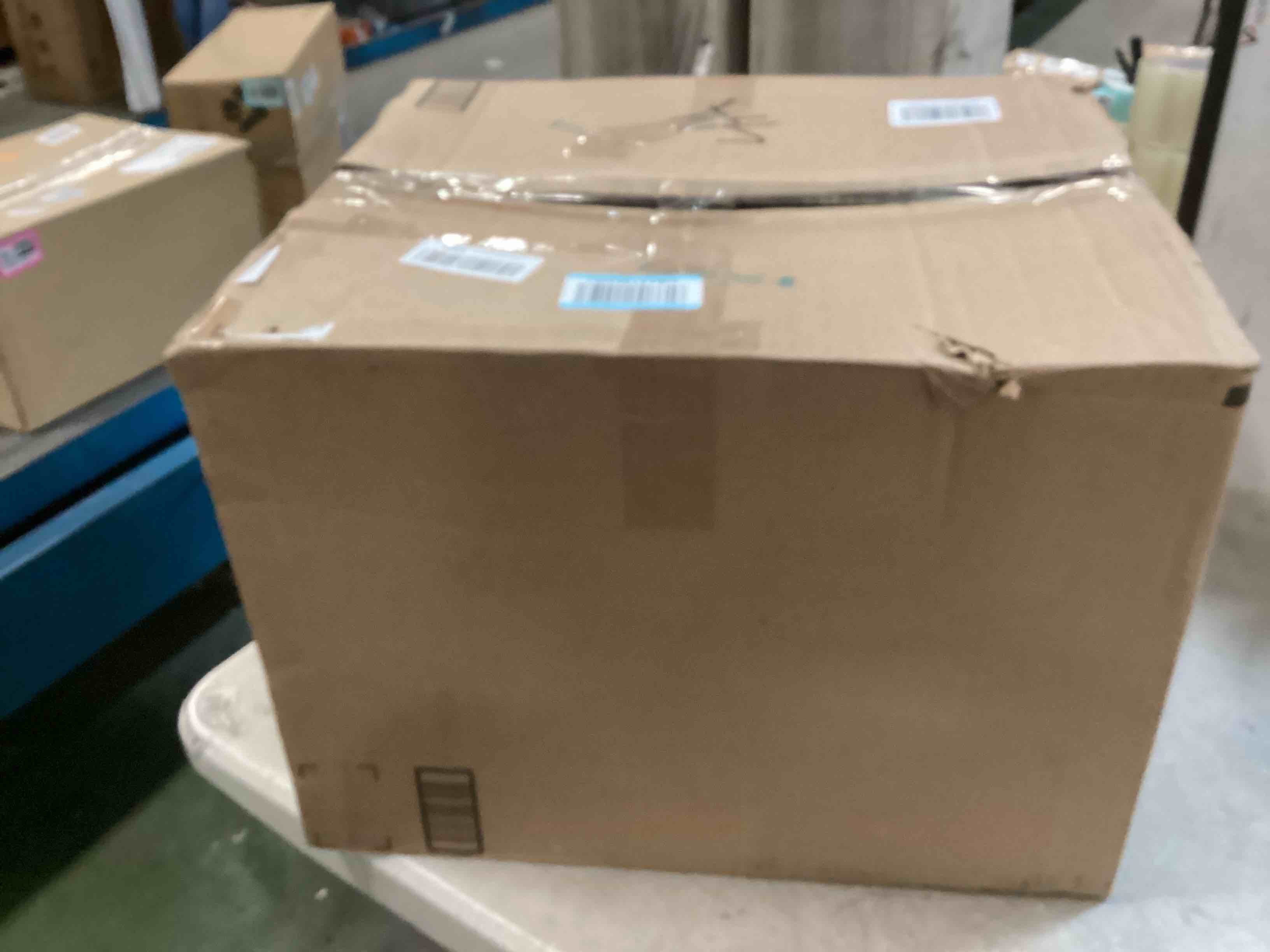 https://s3.amazonaws.com/lotting-images-prod/bidfta/PNK0190736_1725679541059.jpeg