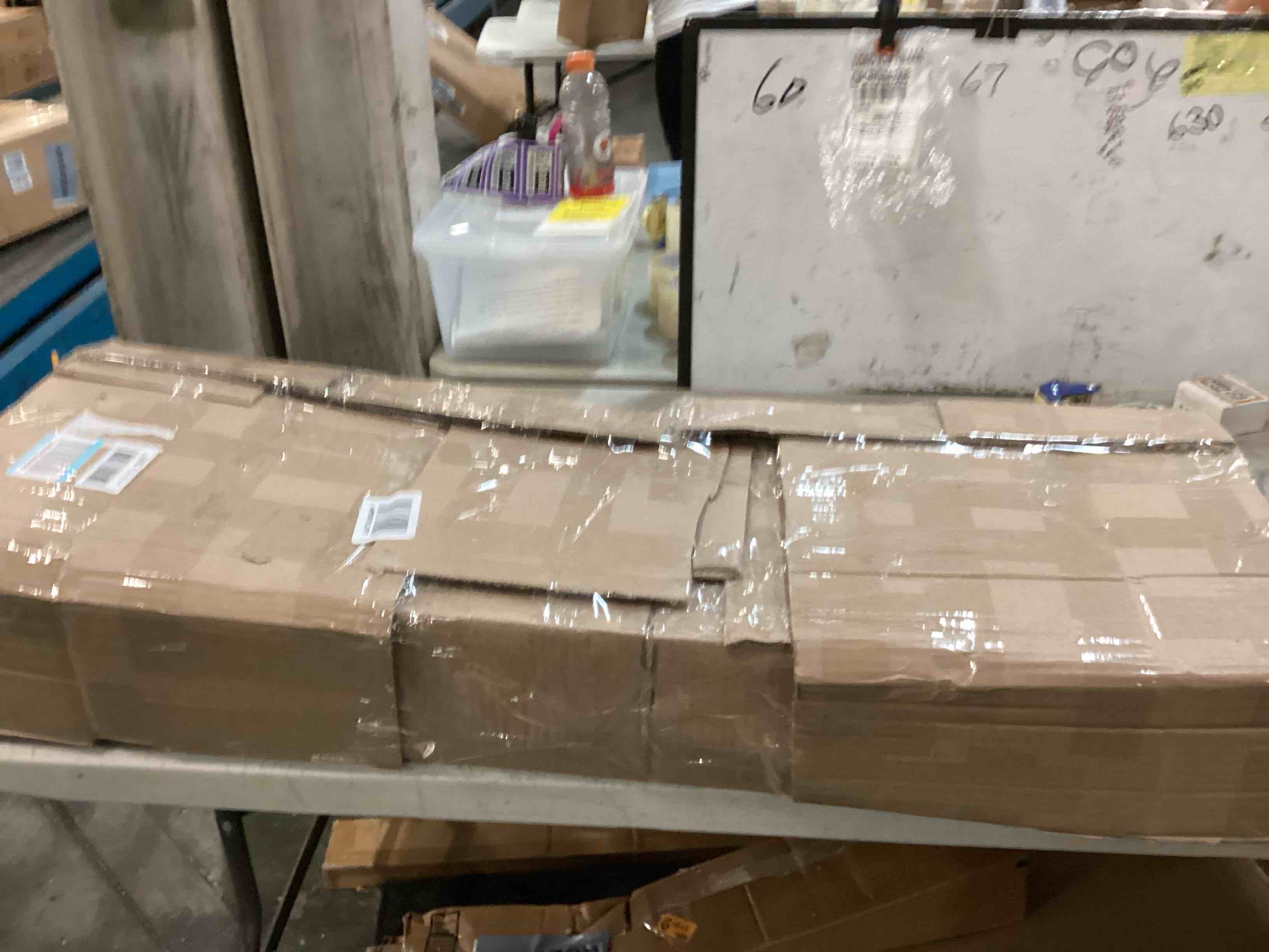 https://s3.amazonaws.com/lotting-images-prod/bidfta/PNK0191784_1725062257025.jpeg