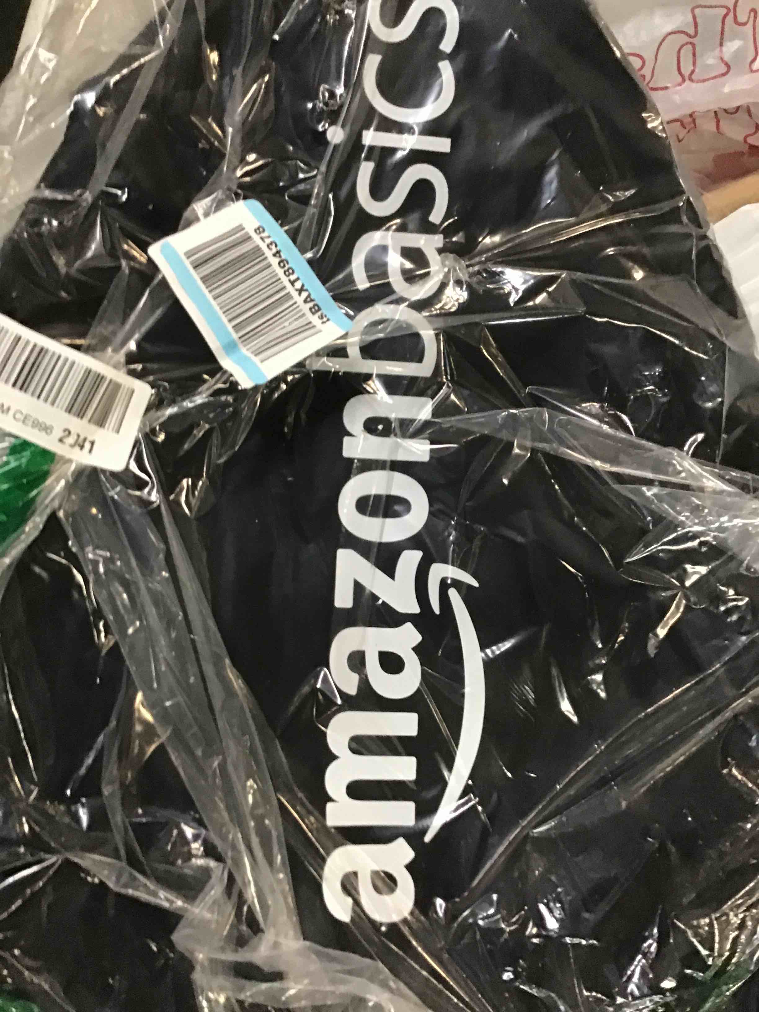https://s3.amazonaws.com/lotting-images-prod/bidfta/PNK0195248_1726934486574.jpeg
