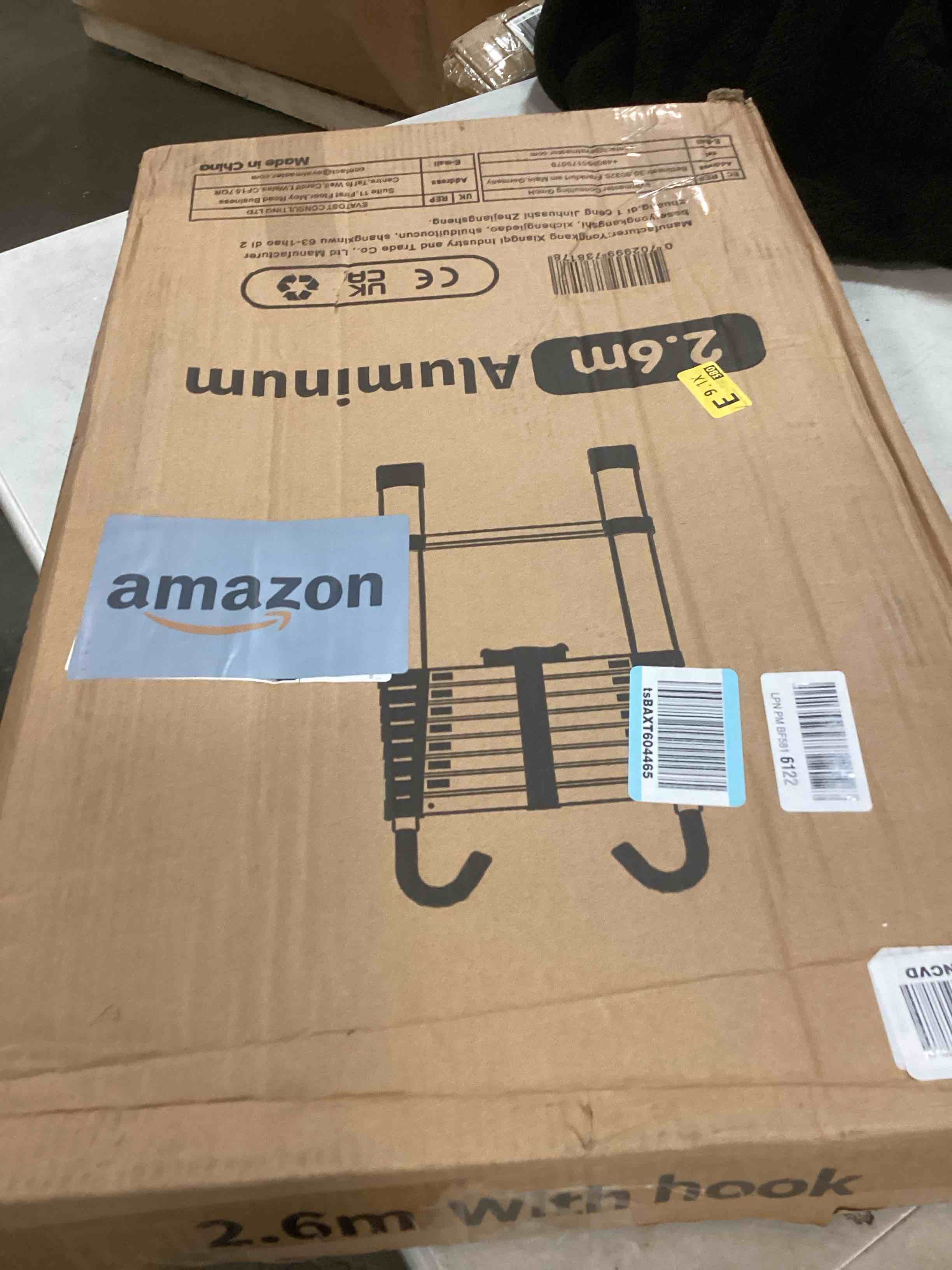 https://s3.amazonaws.com/lotting-images-prod/bidfta/PNK0195467_1725457834124.jpeg