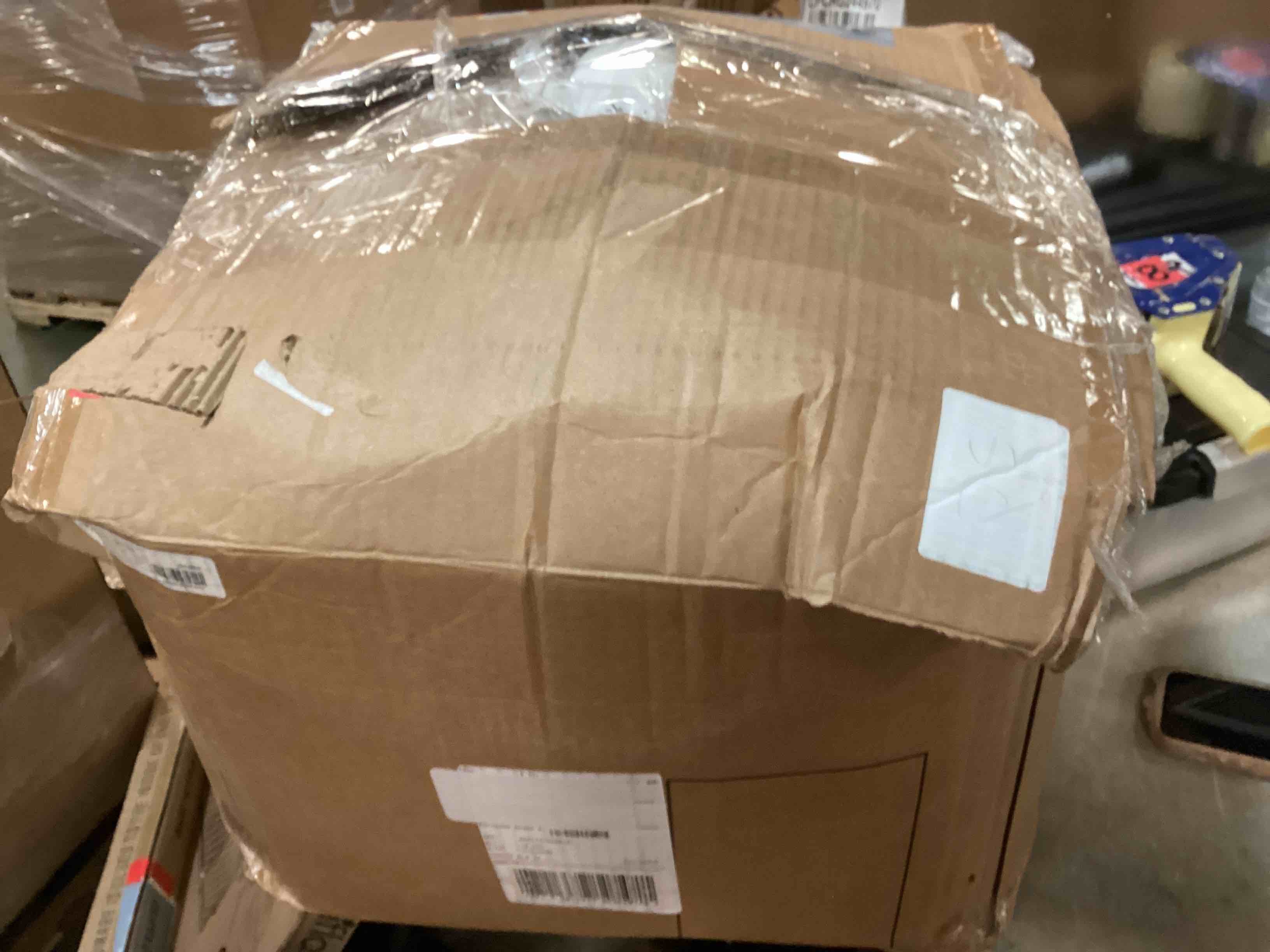 https://s3.amazonaws.com/lotting-images-prod/bidfta/PNK0200214_1726617925066.jpeg