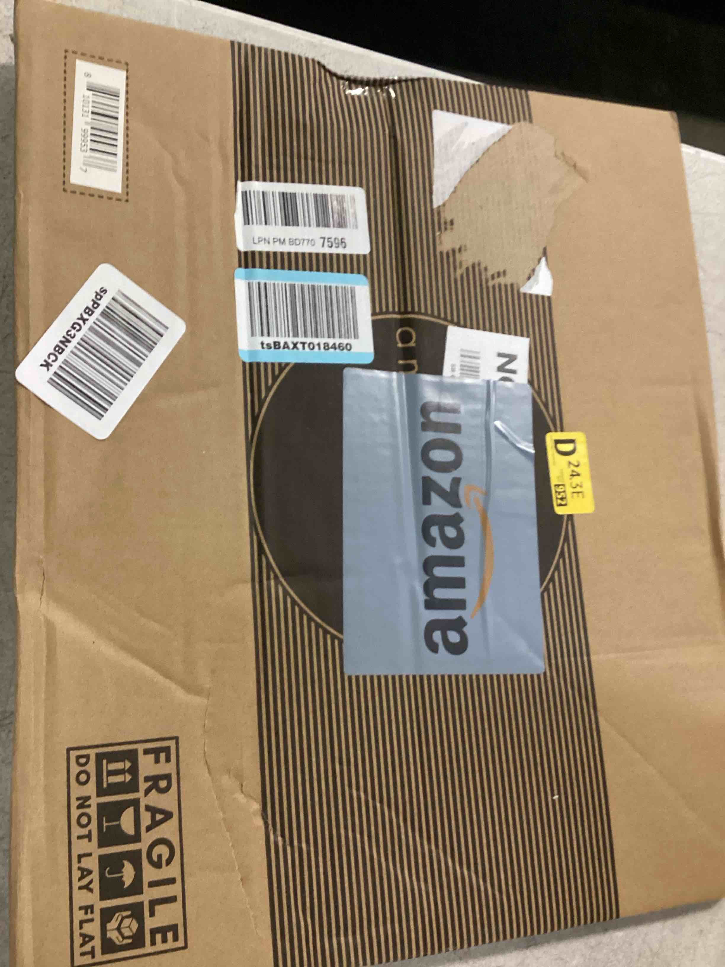 https://s3.amazonaws.com/lotting-images-prod/bidfta/PNK0201766_1725453497079.jpeg