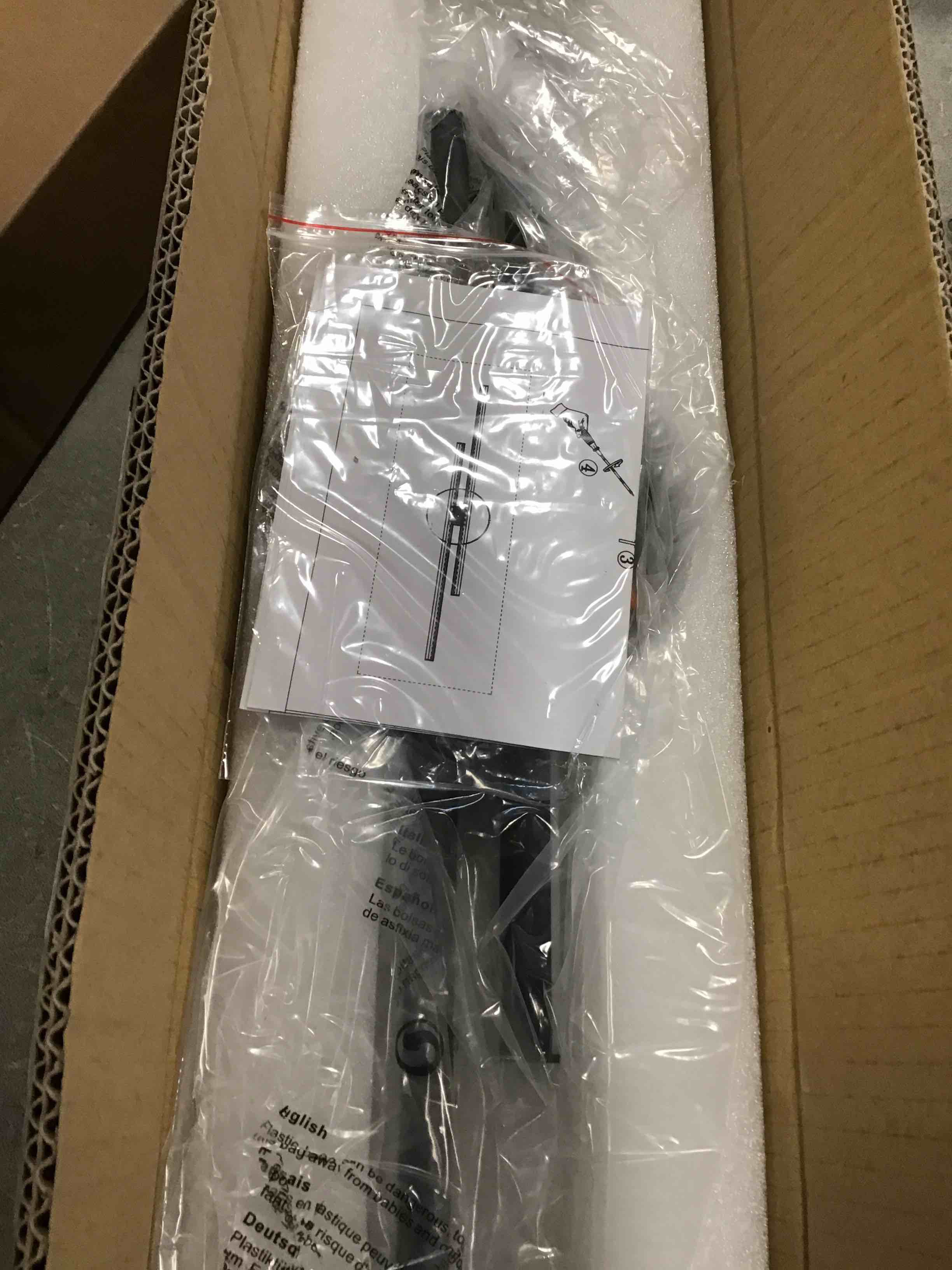 https://s3.amazonaws.com/lotting-images-prod/bidfta/PNK0206106_1726237309898.jpeg