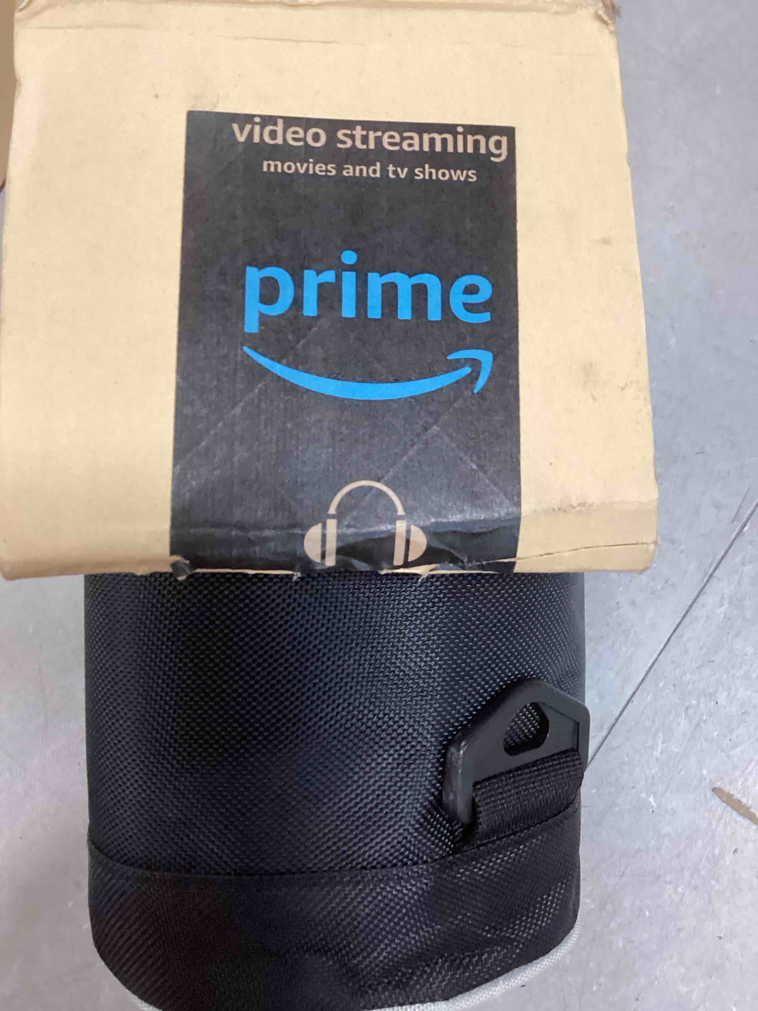 https://s3.amazonaws.com/lotting-images-prod/bidfta/PNK0207918_1727871818690.jpeg