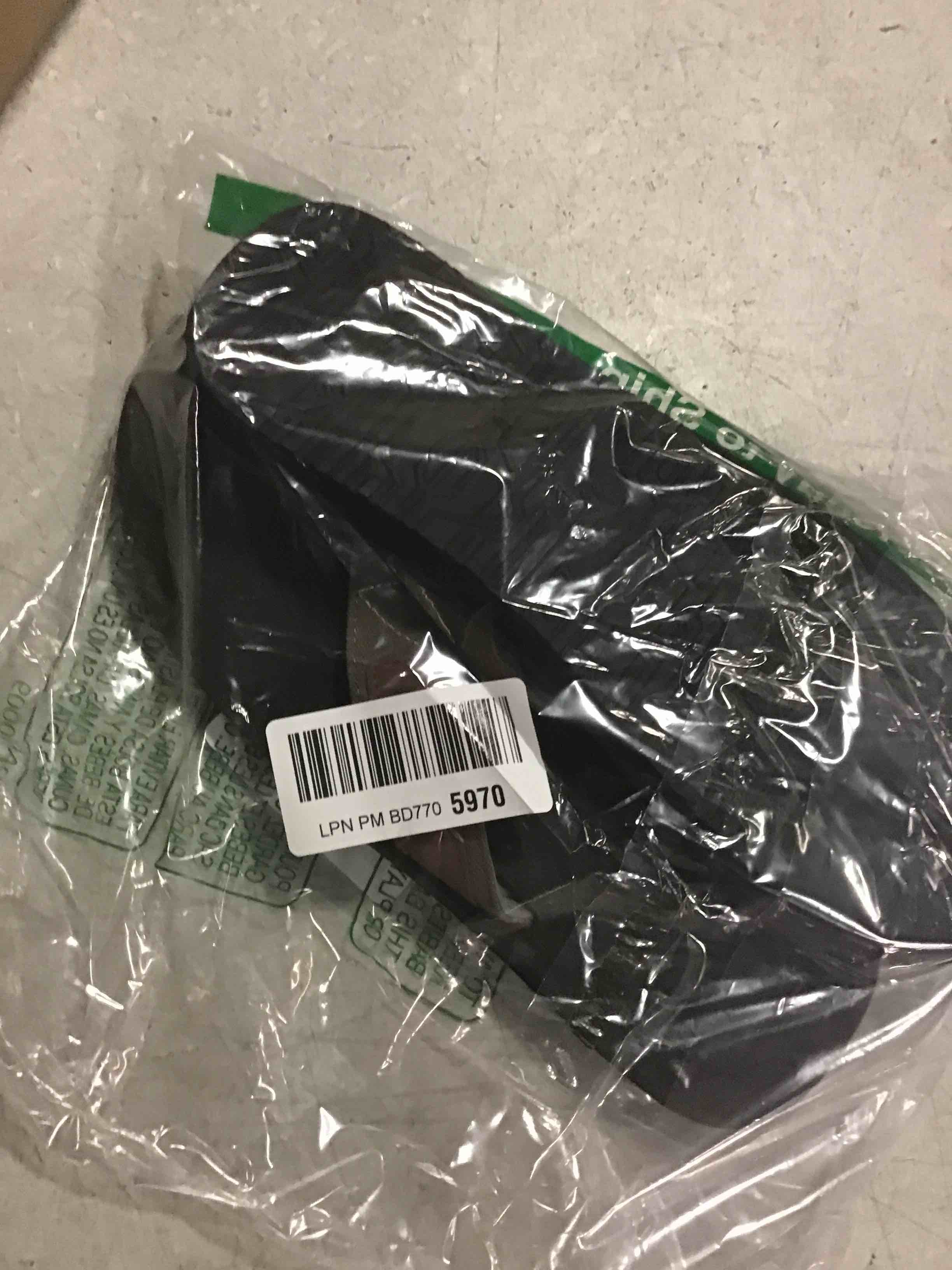 https://s3.amazonaws.com/lotting-images-prod/bidfta/PNK0208372_1725920911767.jpeg