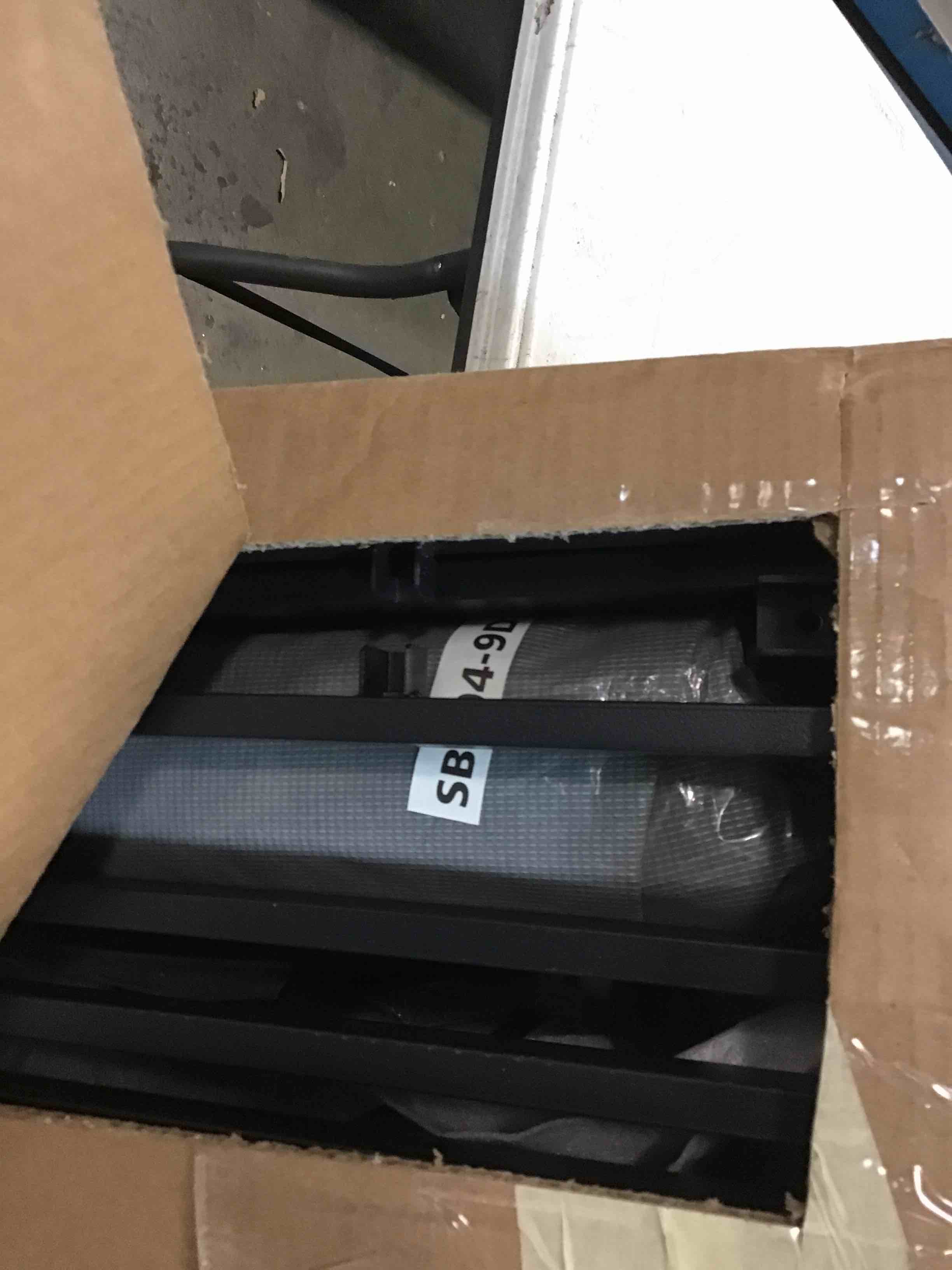 https://s3.amazonaws.com/lotting-images-prod/bidfta/PNK0209347_1725502470296.jpeg