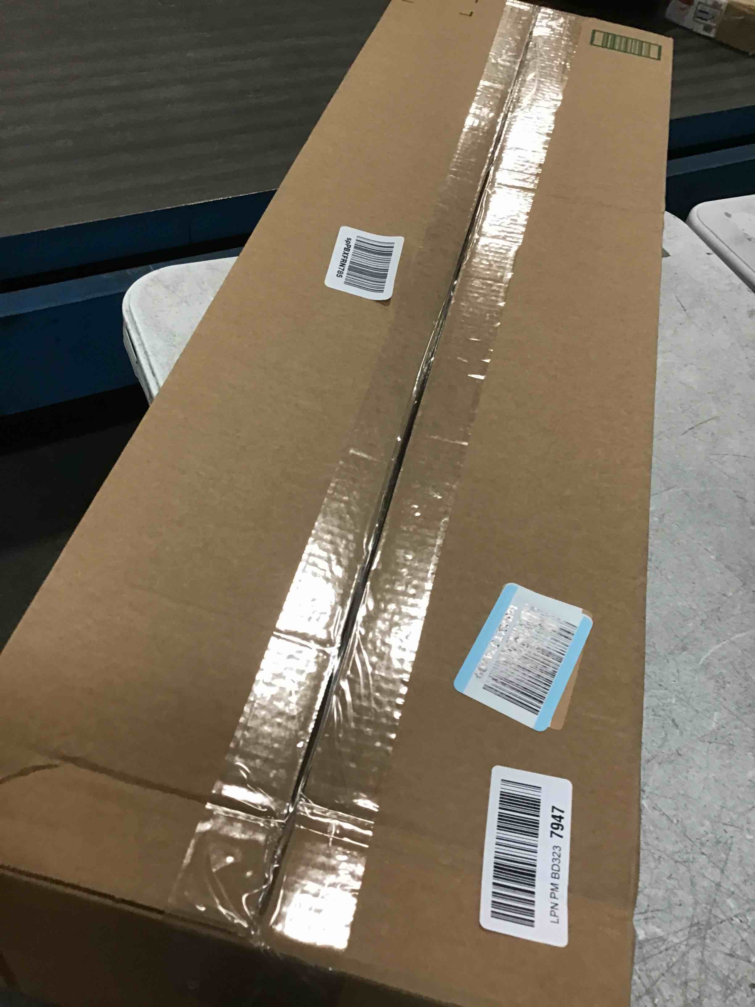 https://s3.amazonaws.com/lotting-images-prod/bidfta/PNK0209381_1725497000025.jpeg
