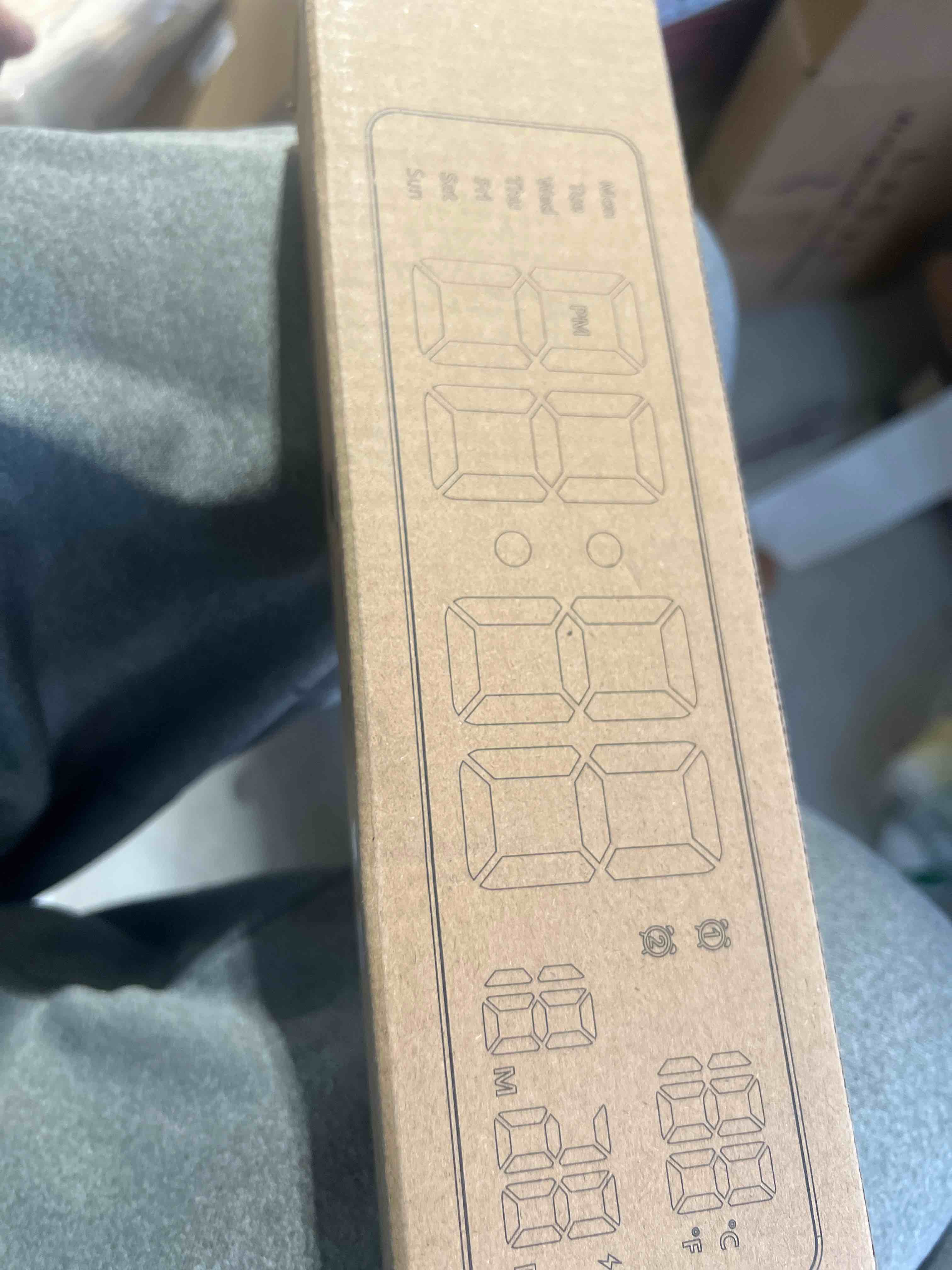 https://s3.amazonaws.com/lotting-images-prod/bidfta/PNK0211803_1726011857952.jpeg