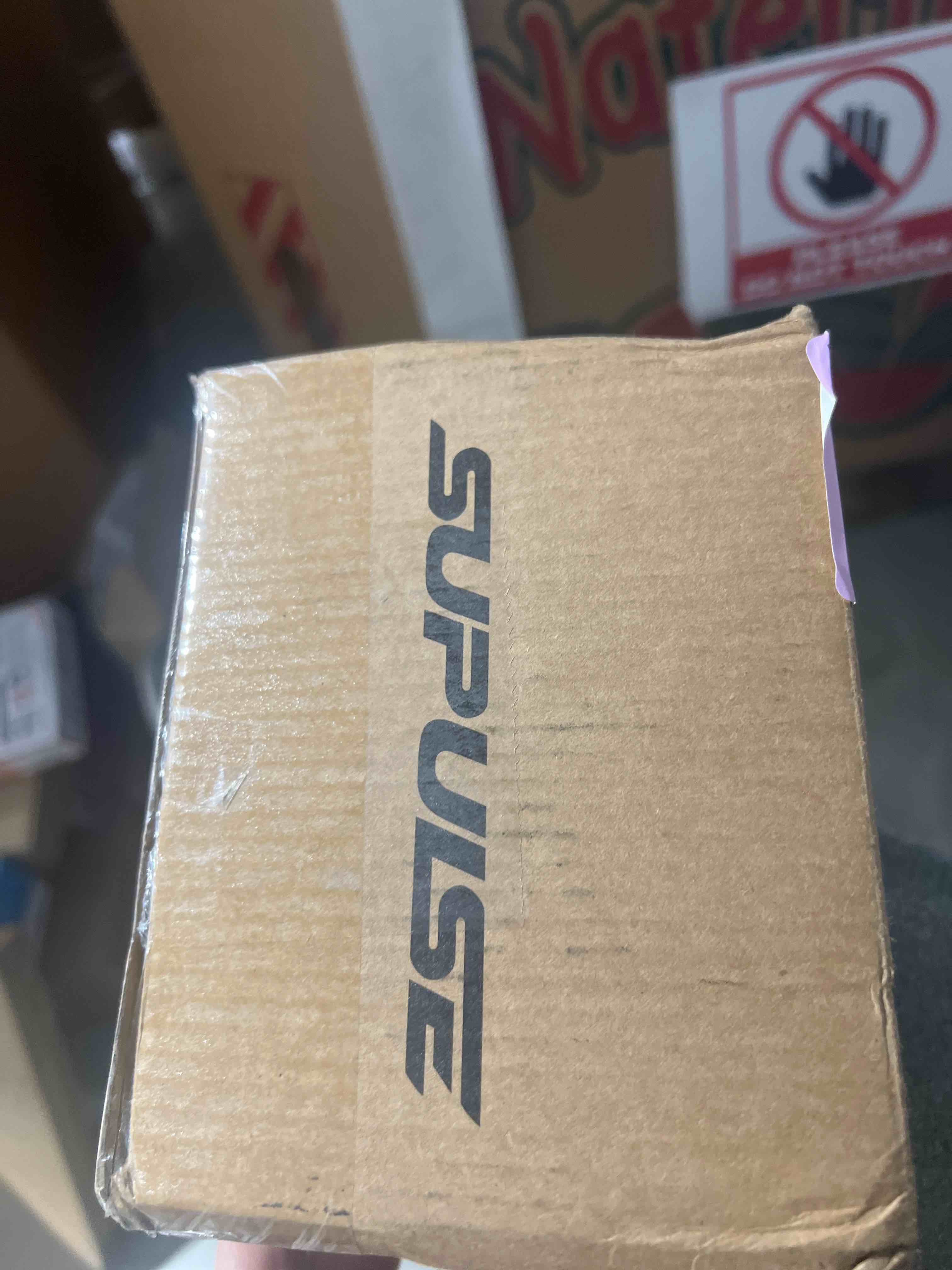 https://s3.amazonaws.com/lotting-images-prod/bidfta/PNK0211805_1726013316695.jpeg
