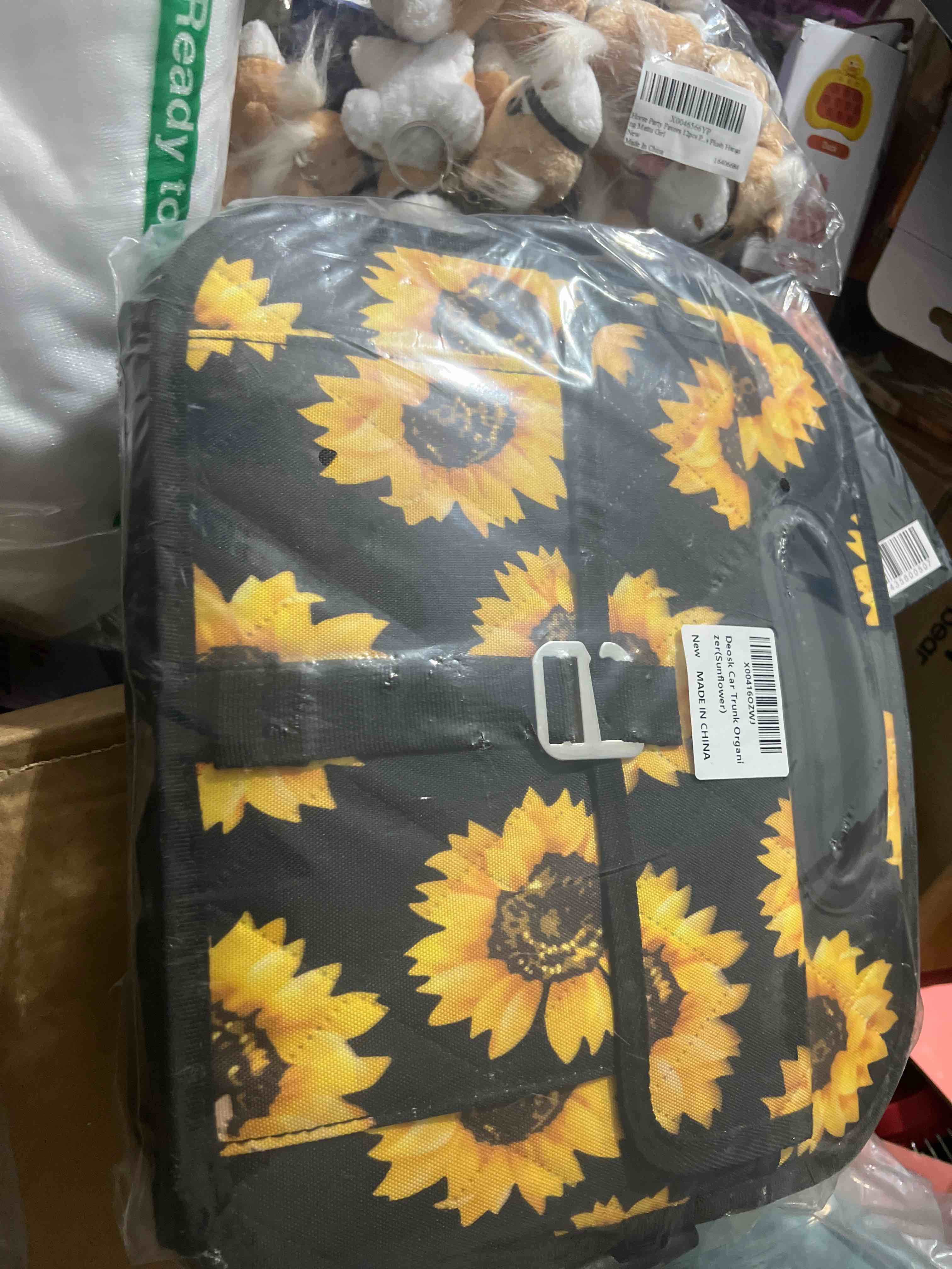 https://s3.amazonaws.com/lotting-images-prod/bidfta/PNK0211808_1726013702343.jpeg