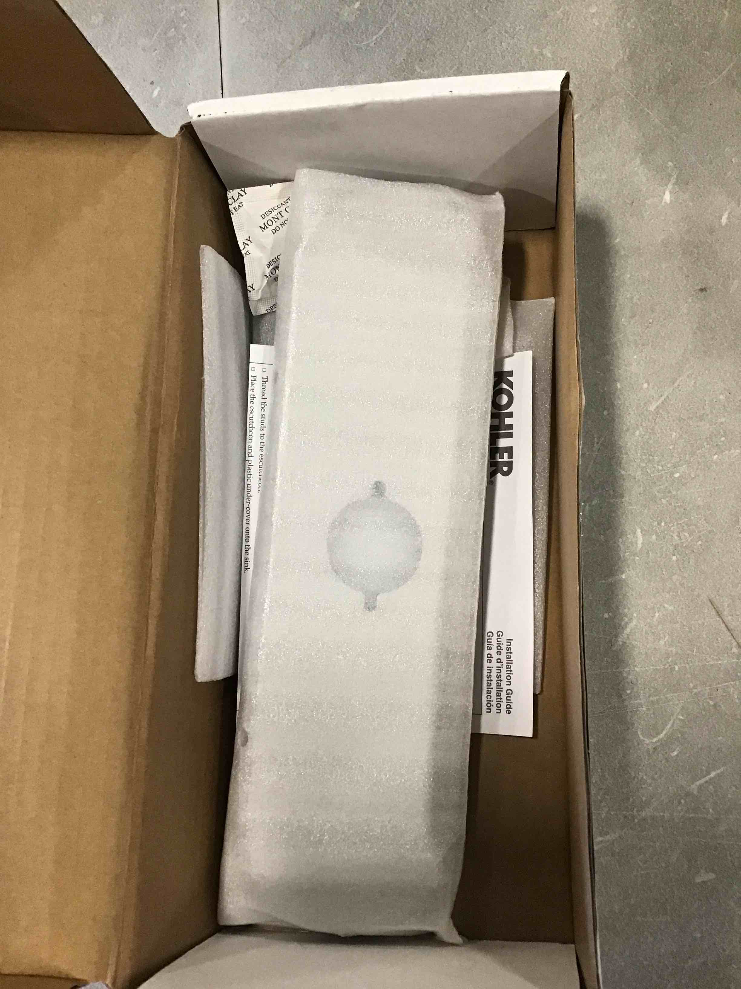 https://s3.amazonaws.com/lotting-images-prod/bidfta/PNK0215411_1725981503771.jpeg
