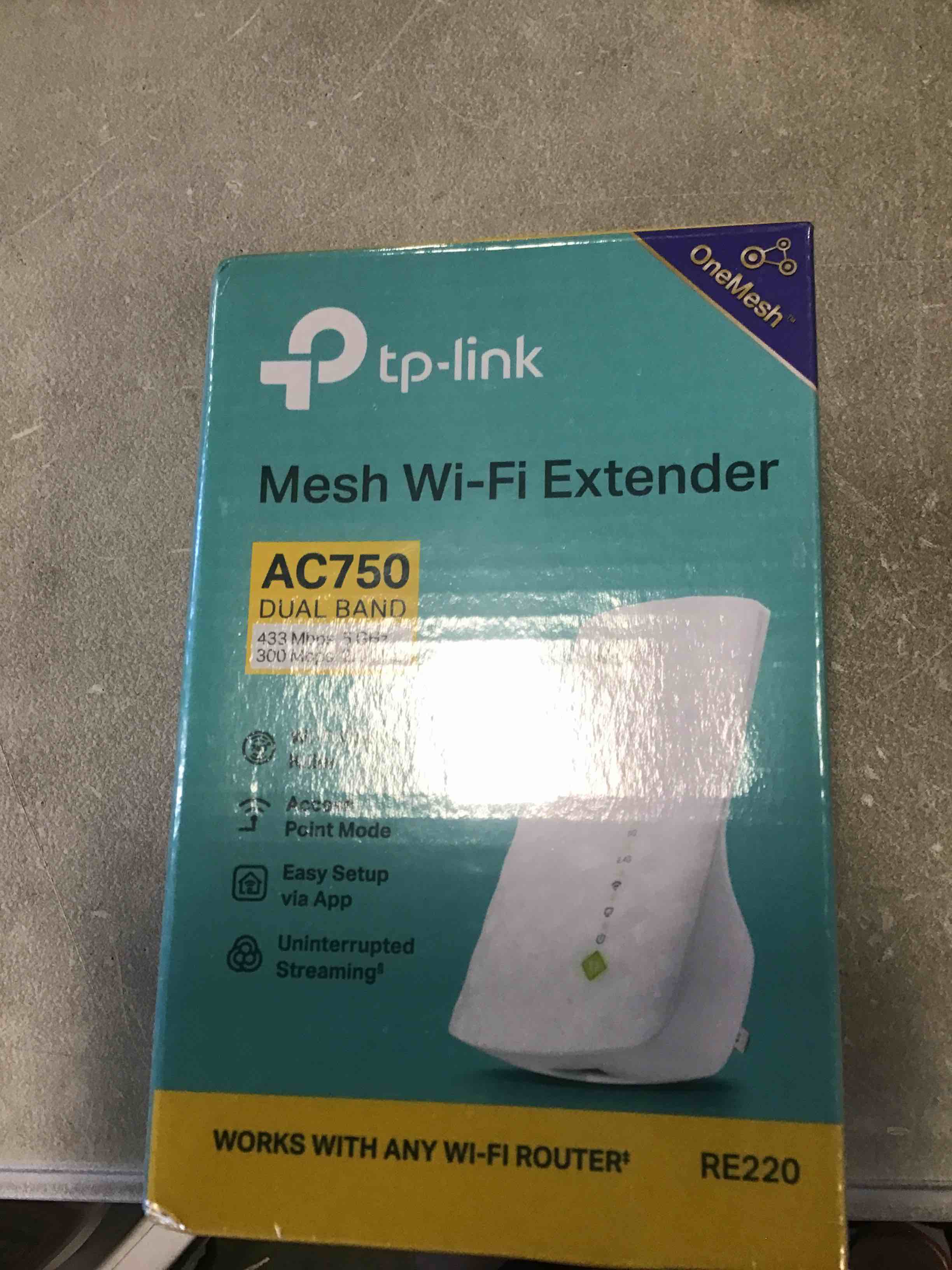 https://s3.amazonaws.com/lotting-images-prod/bidfta/PNK0215532_1725994022076.jpeg