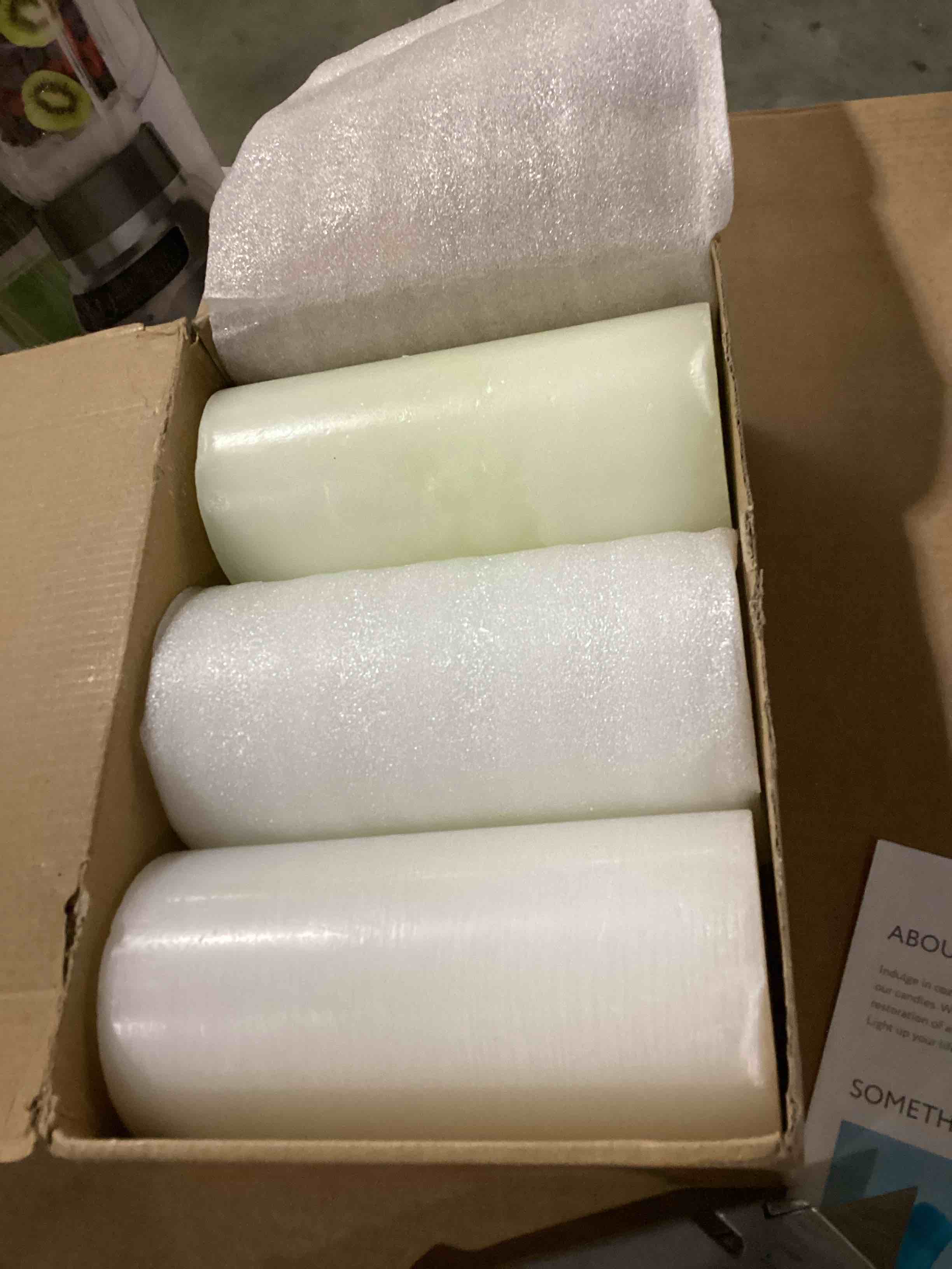 https://s3.amazonaws.com/lotting-images-prod/bidfta/PNK0216829_1738335189331.jpeg