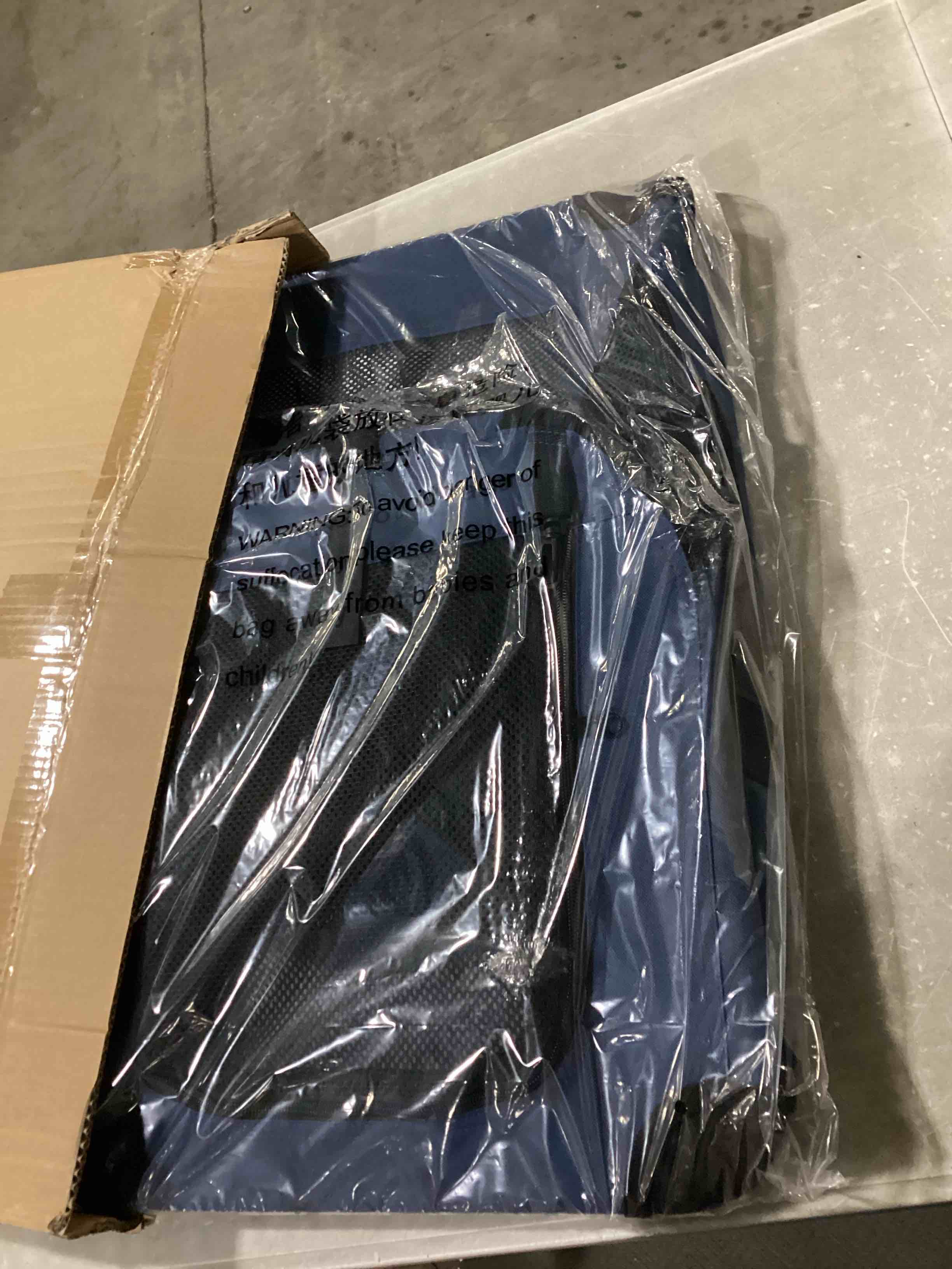 https://s3.amazonaws.com/lotting-images-prod/bidfta/PNK0216843_1738333012624.jpeg