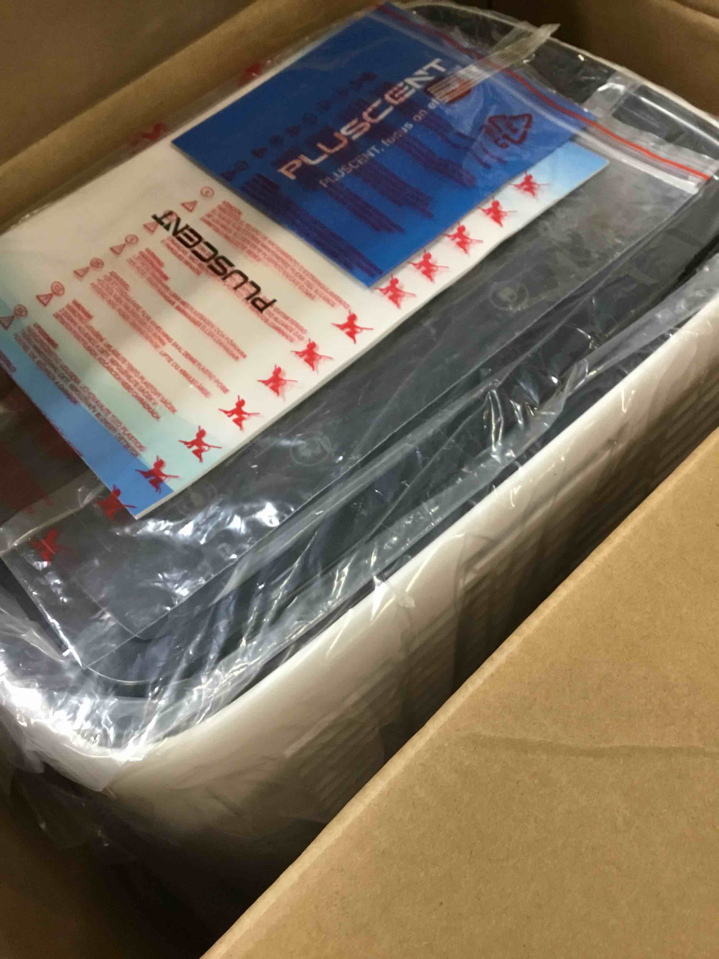 https://s3.amazonaws.com/lotting-images-prod/bidfta/PNK0219928_1726238469573.jpeg