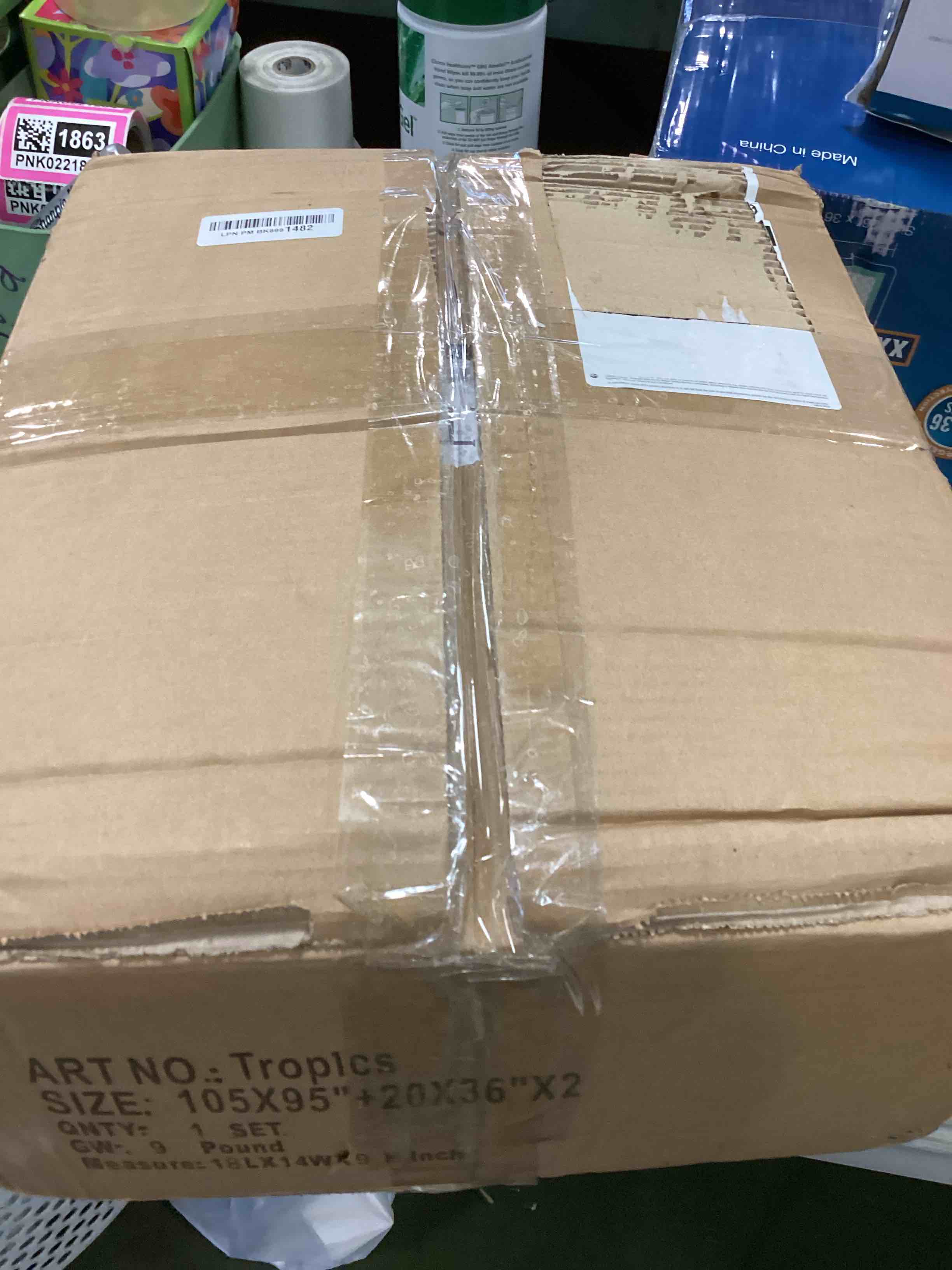 https://s3.amazonaws.com/lotting-images-prod/bidfta/PNK0221842_1727180424206.jpeg