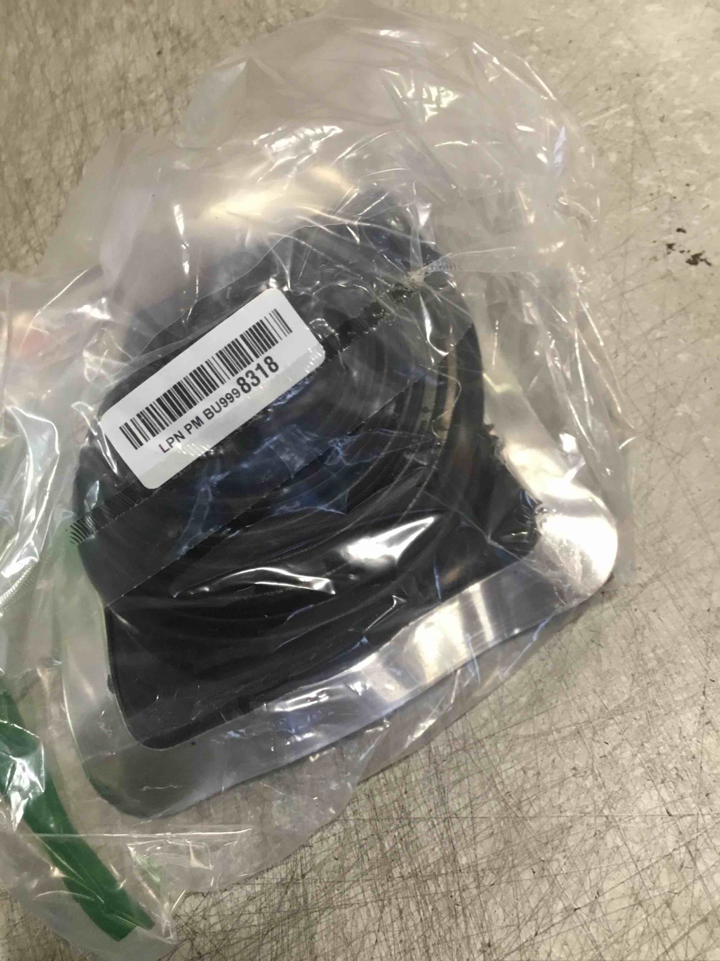 https://s3.amazonaws.com/lotting-images-prod/bidfta/PNK0223715_1726055204301.jpeg