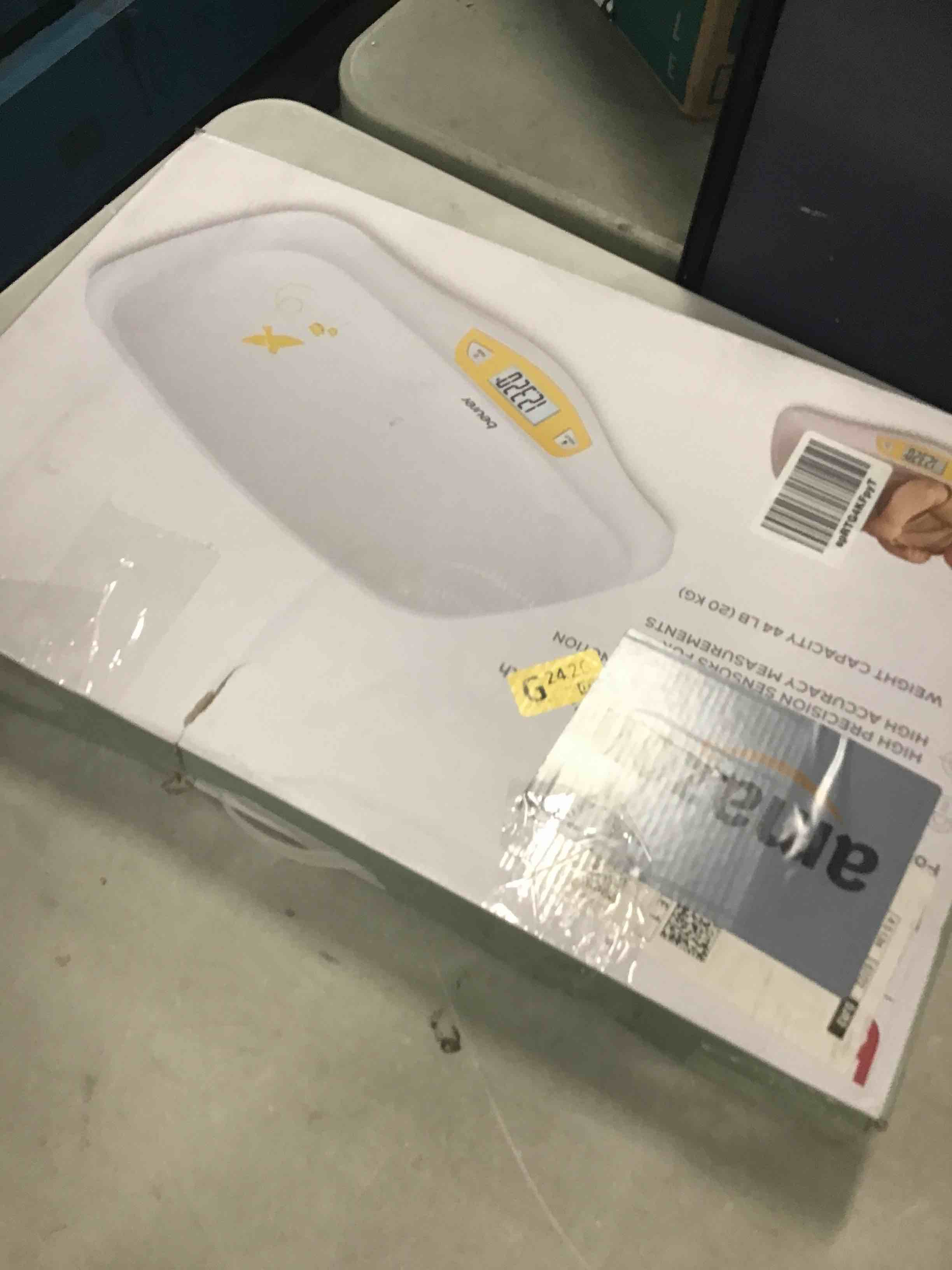 https://s3.amazonaws.com/lotting-images-prod/bidfta/PNK0224556_1727351728142.jpeg