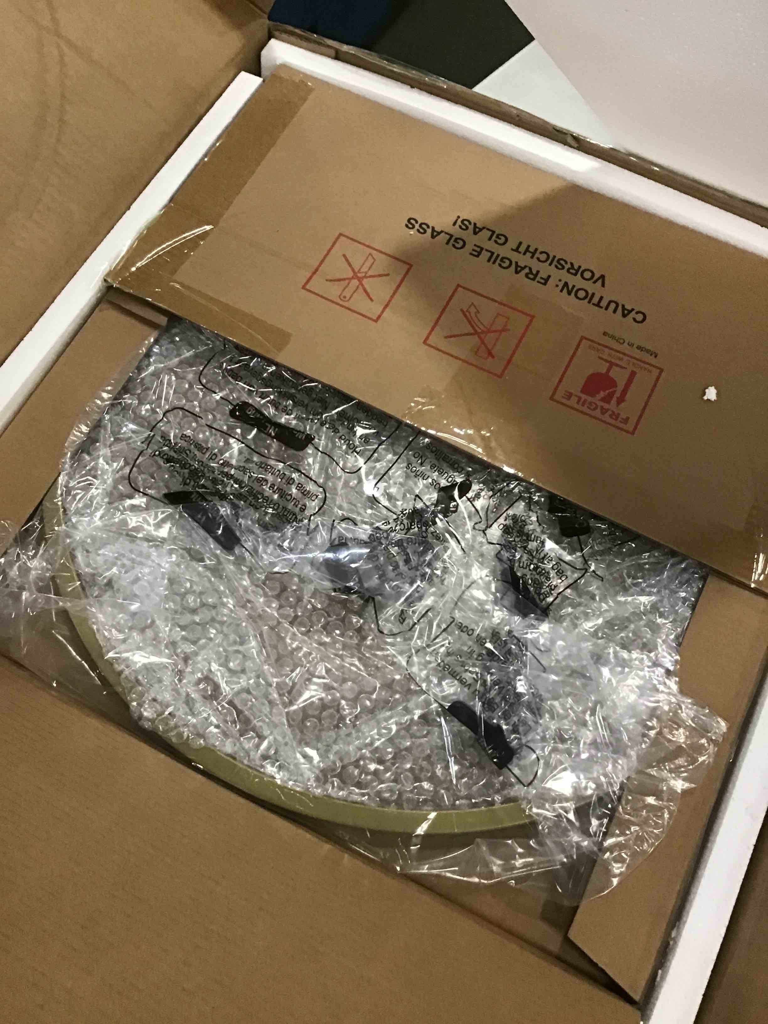 https://s3.amazonaws.com/lotting-images-prod/bidfta/PNK0225776_1726072479497.jpeg