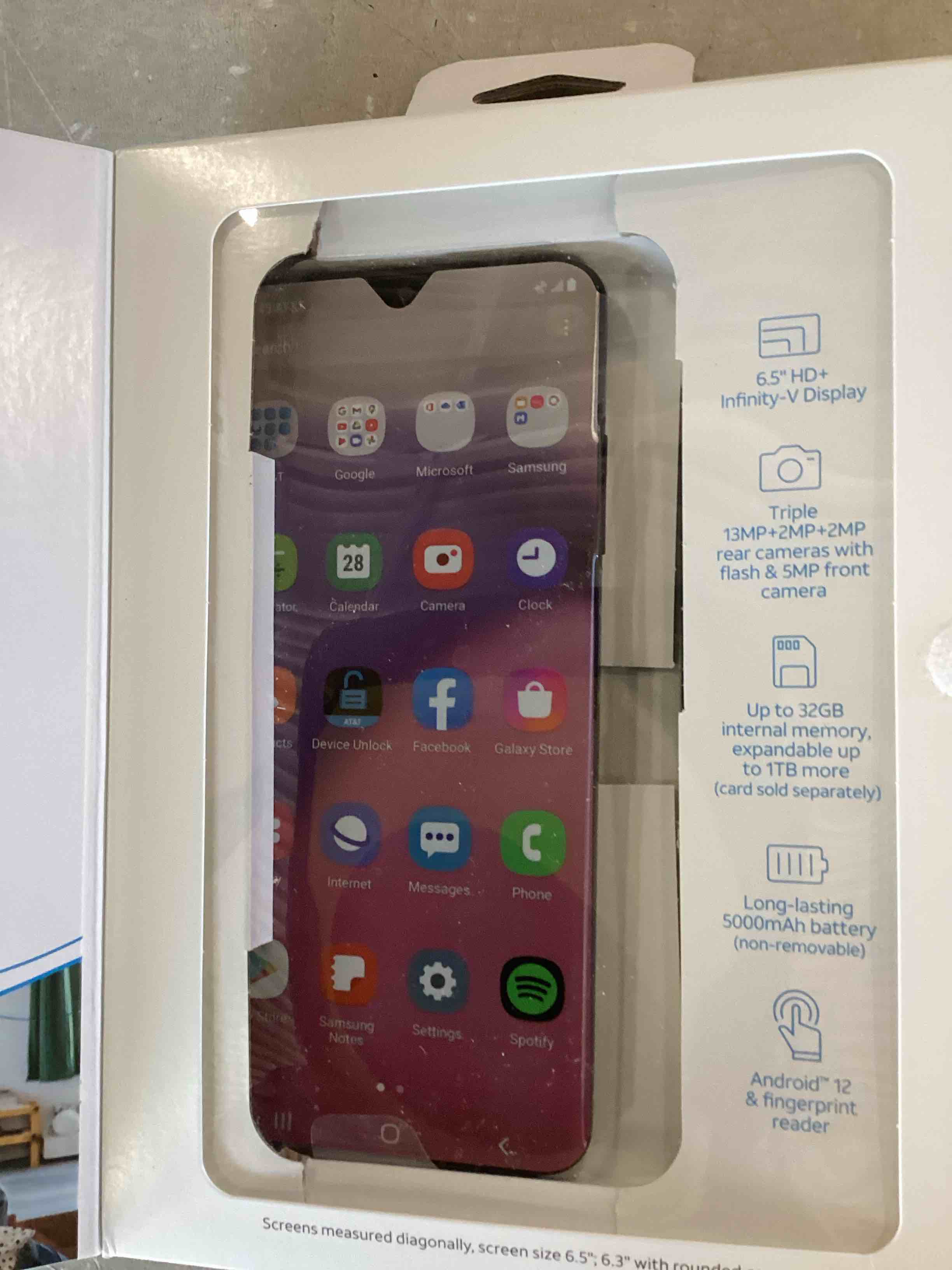 https://s3.amazonaws.com/lotting-images-prod/bidfta/PNK0226636_1726494031527.jpeg