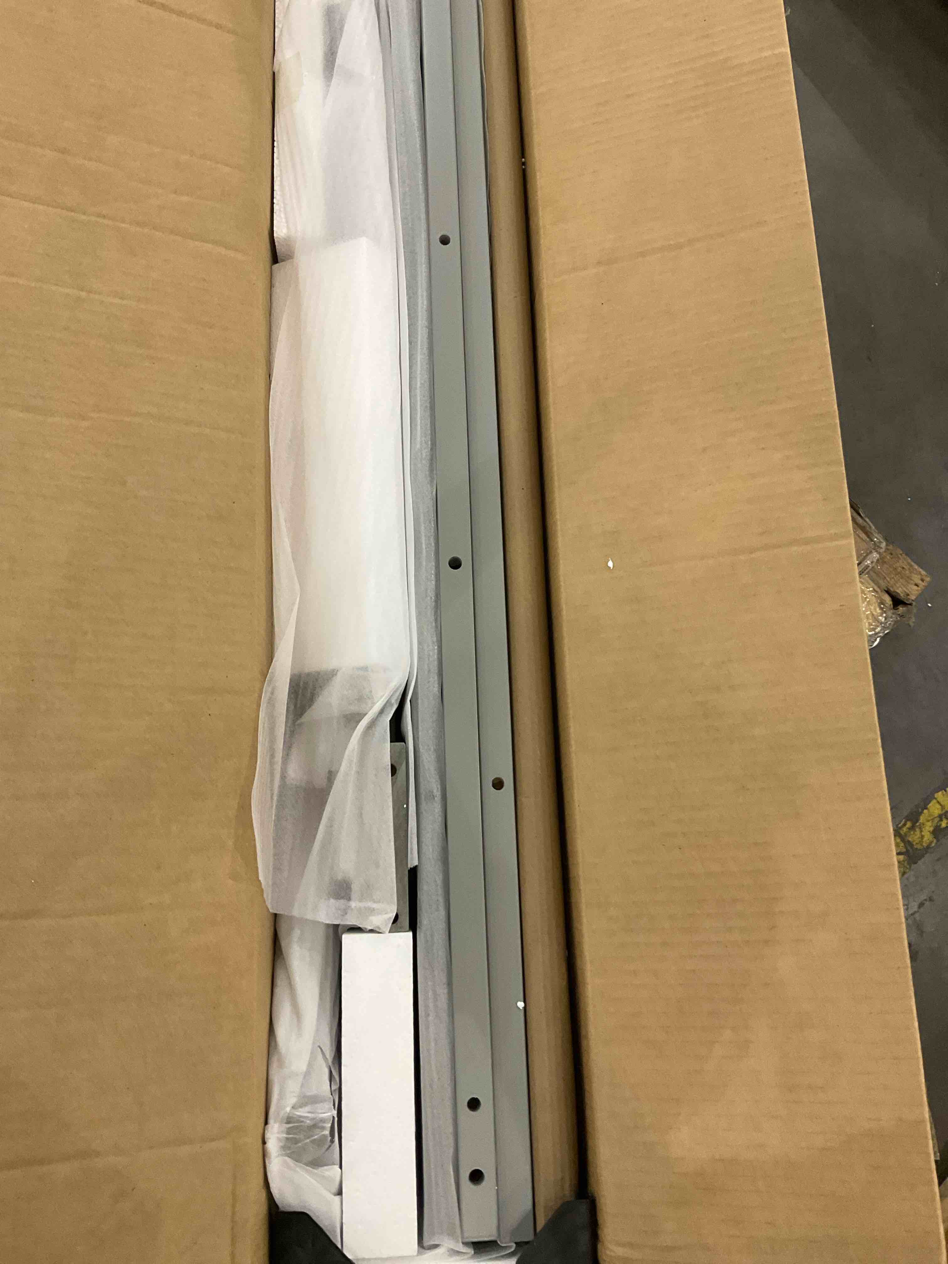 Convertible Crib with Drawer