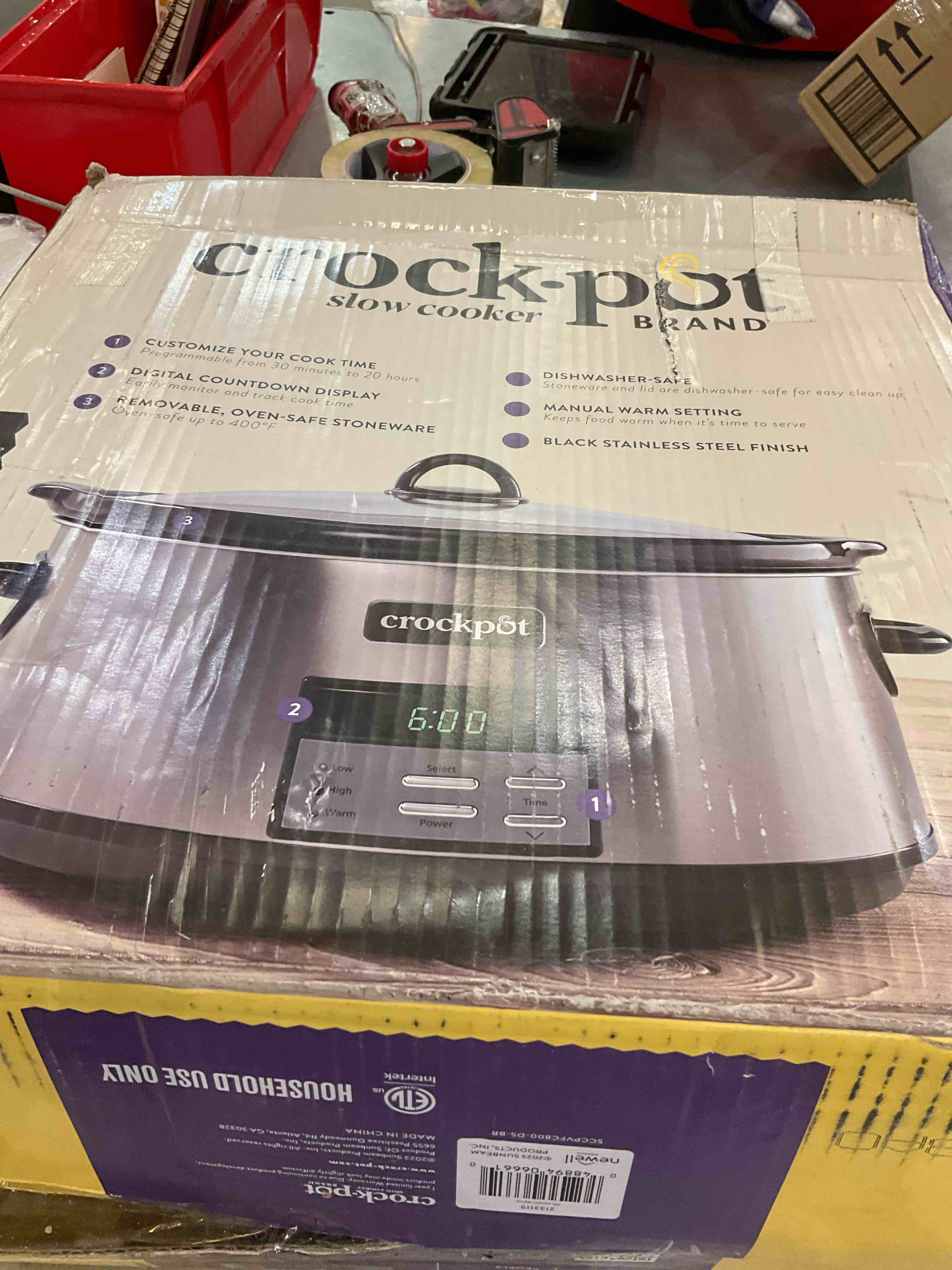 CrockPot Large 8Quart Programmable Slow Cooker with Auto Warm Setting