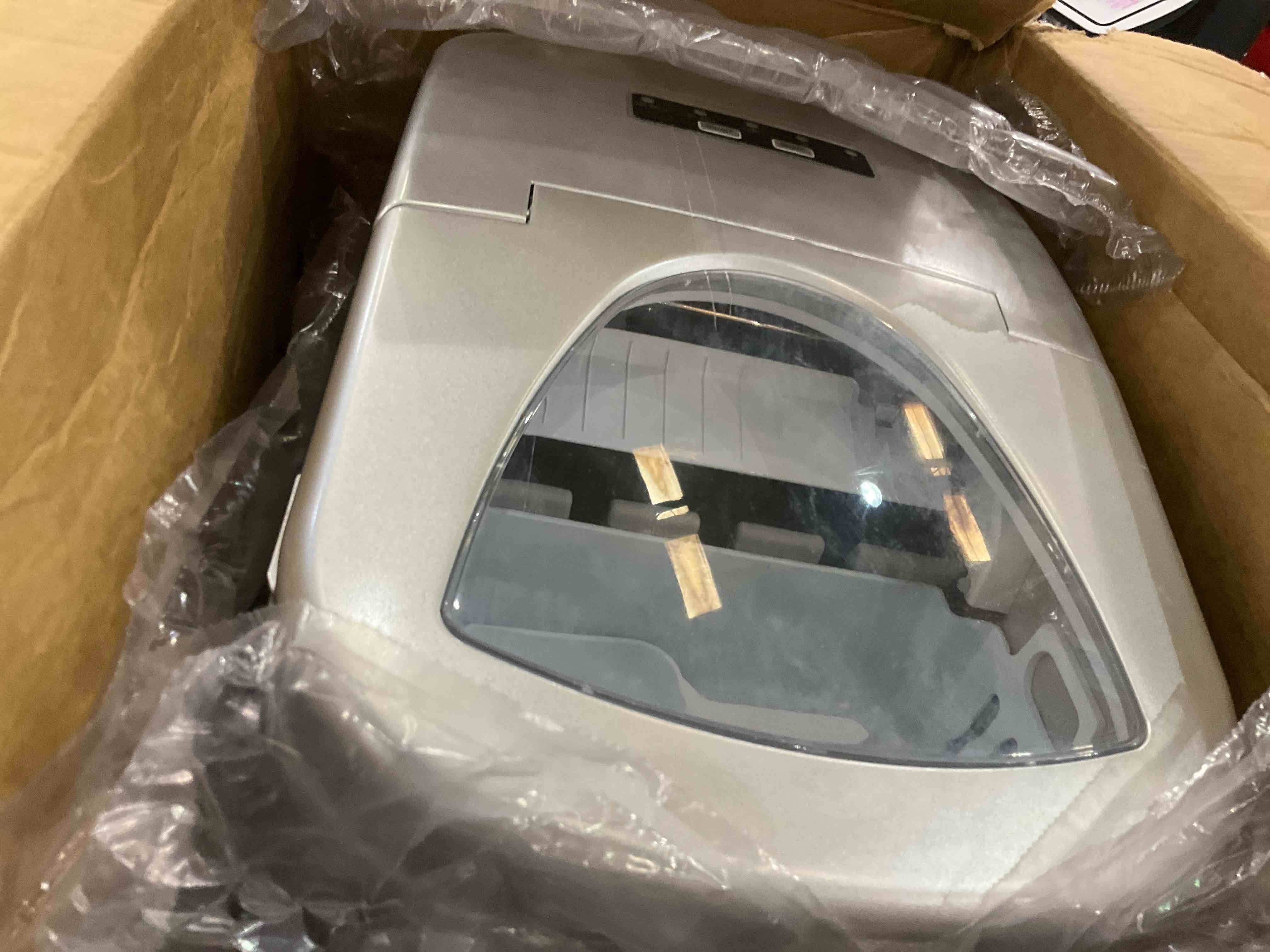 FRIGIDAIRE EFIC101BLACK Portable Compact Maker, 26 lb per Day, Ice