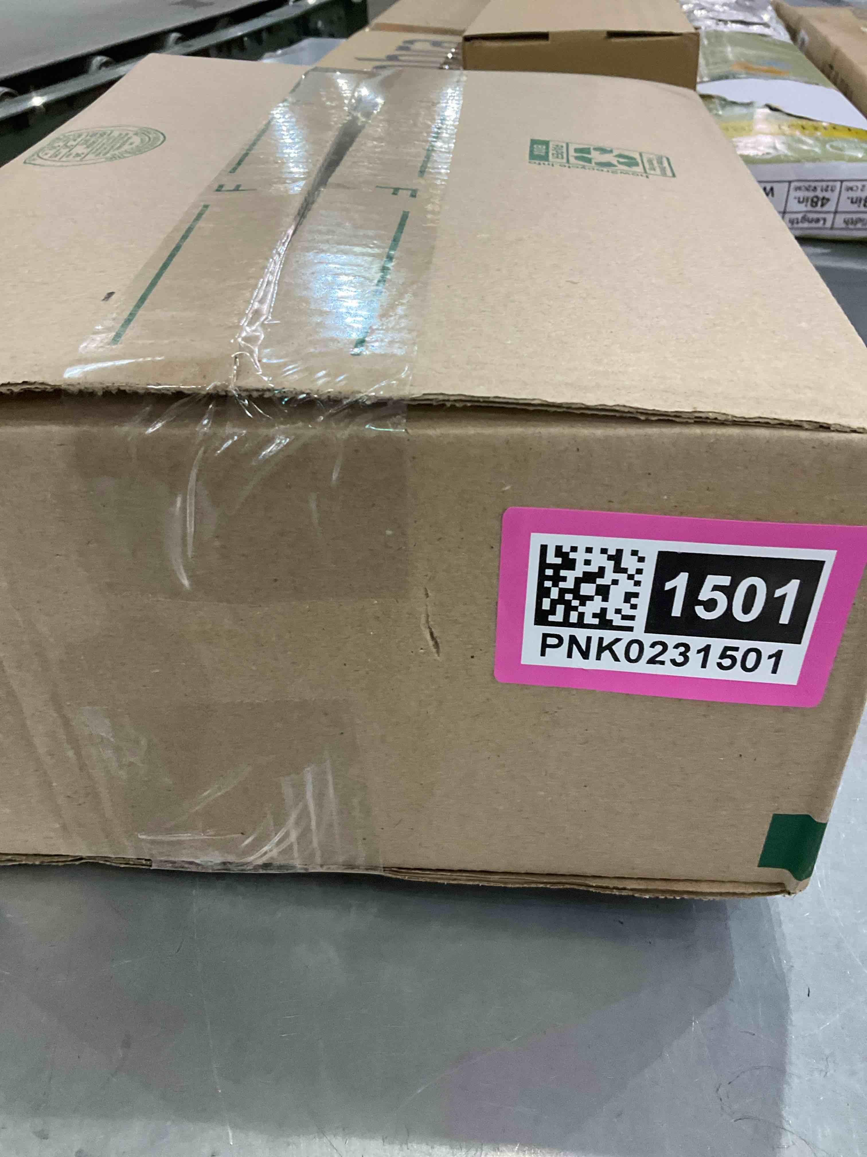 https://s3.amazonaws.com/lotting-images-prod/bidfta/PNK0231501_1726667554611.jpeg