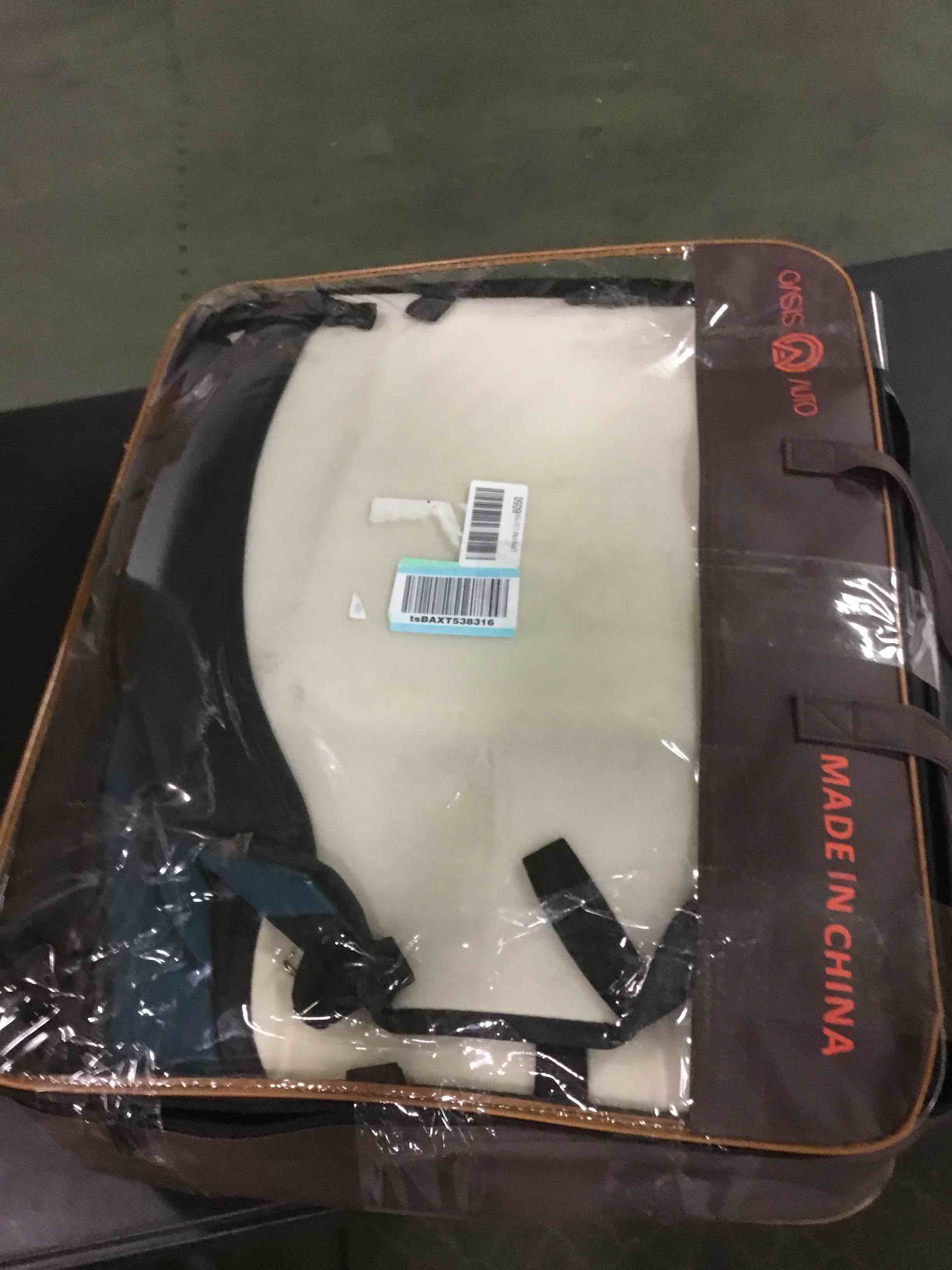 https://s3.amazonaws.com/lotting-images-prod/bidfta/PNK0236099_1728649102997.jpeg