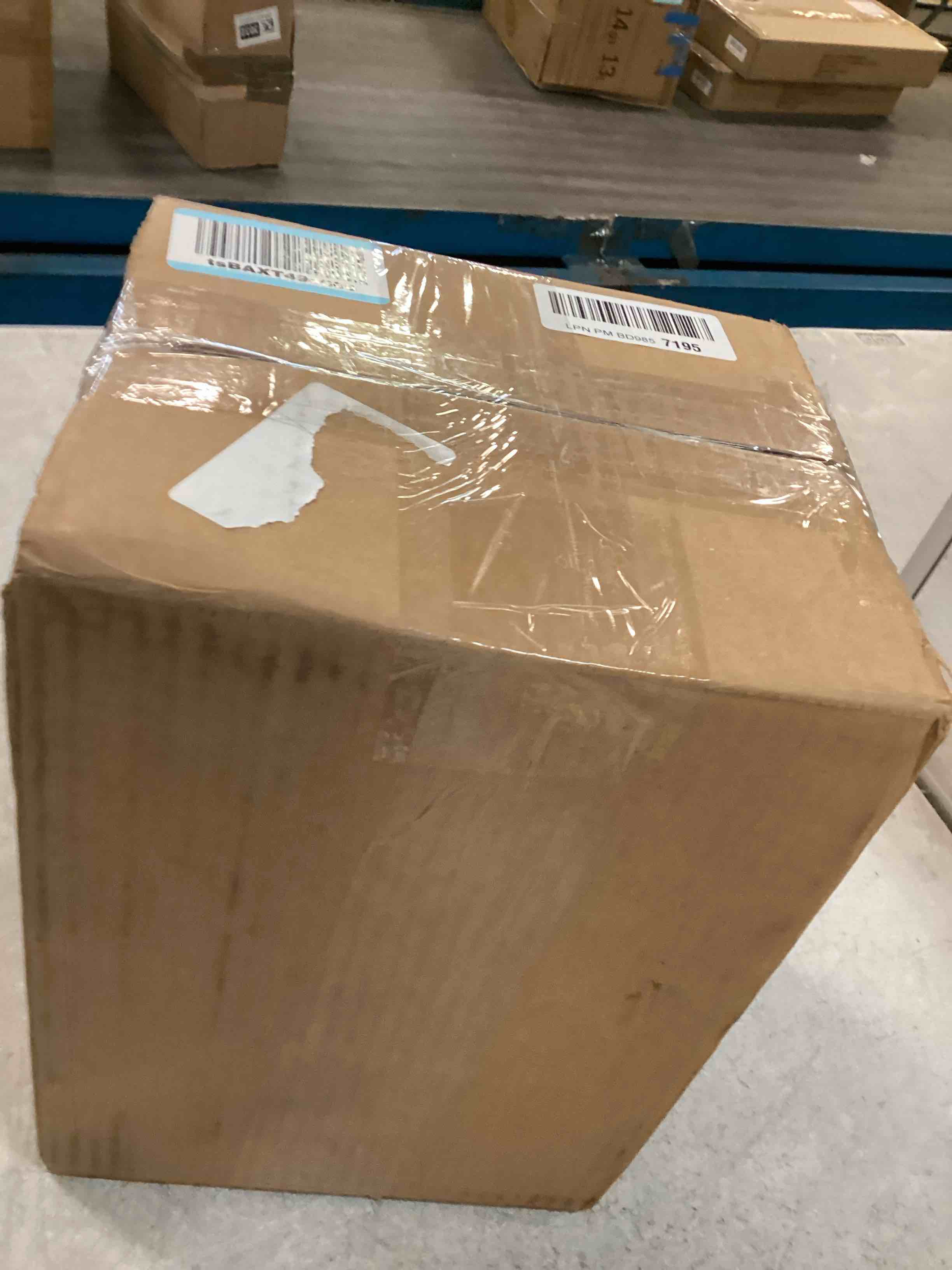 https://s3.amazonaws.com/lotting-images-prod/bidfta/PNK0240283_1728564379247.jpeg