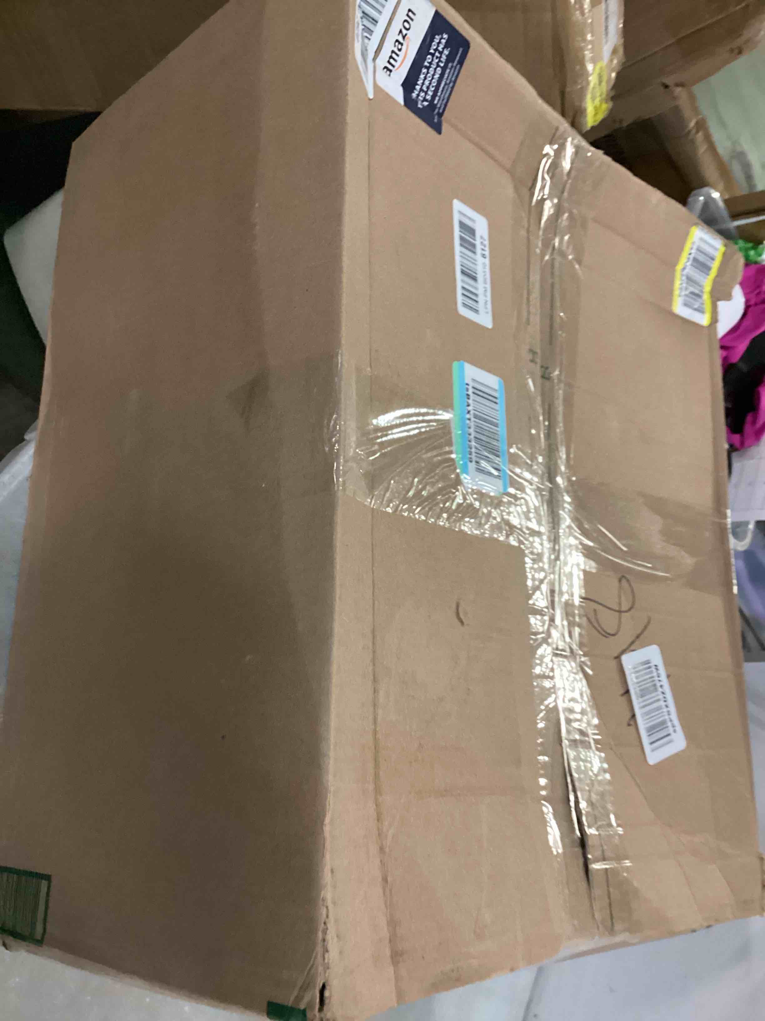 https://s3.amazonaws.com/lotting-images-prod/bidfta/PNK0240778_1728389126700.jpeg