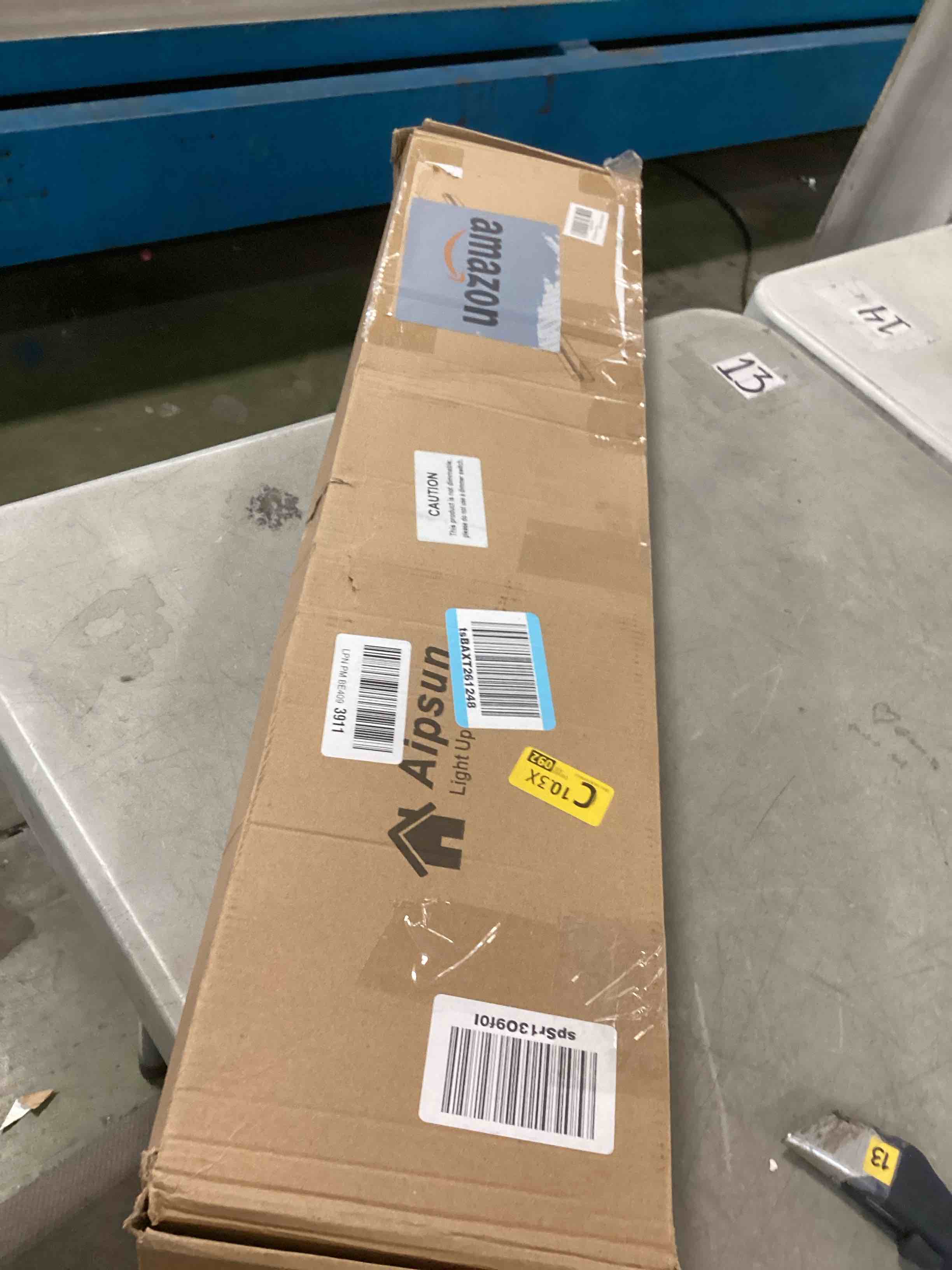 https://s3.amazonaws.com/lotting-images-prod/bidfta/PNK0241260_1727961715208.jpeg