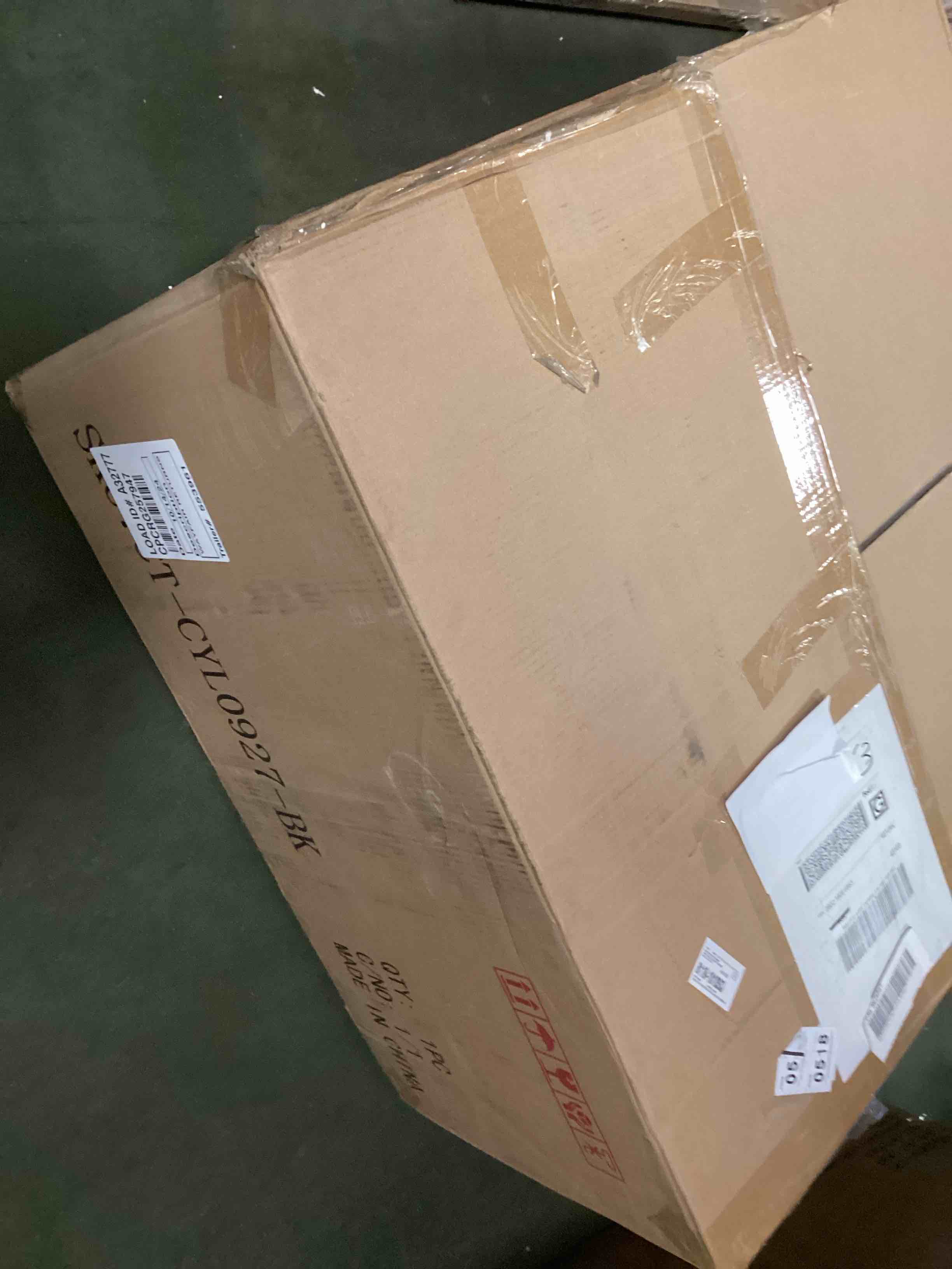 https://s3.amazonaws.com/lotting-images-prod/bidfta/PNK0242520_1729081863818.jpeg