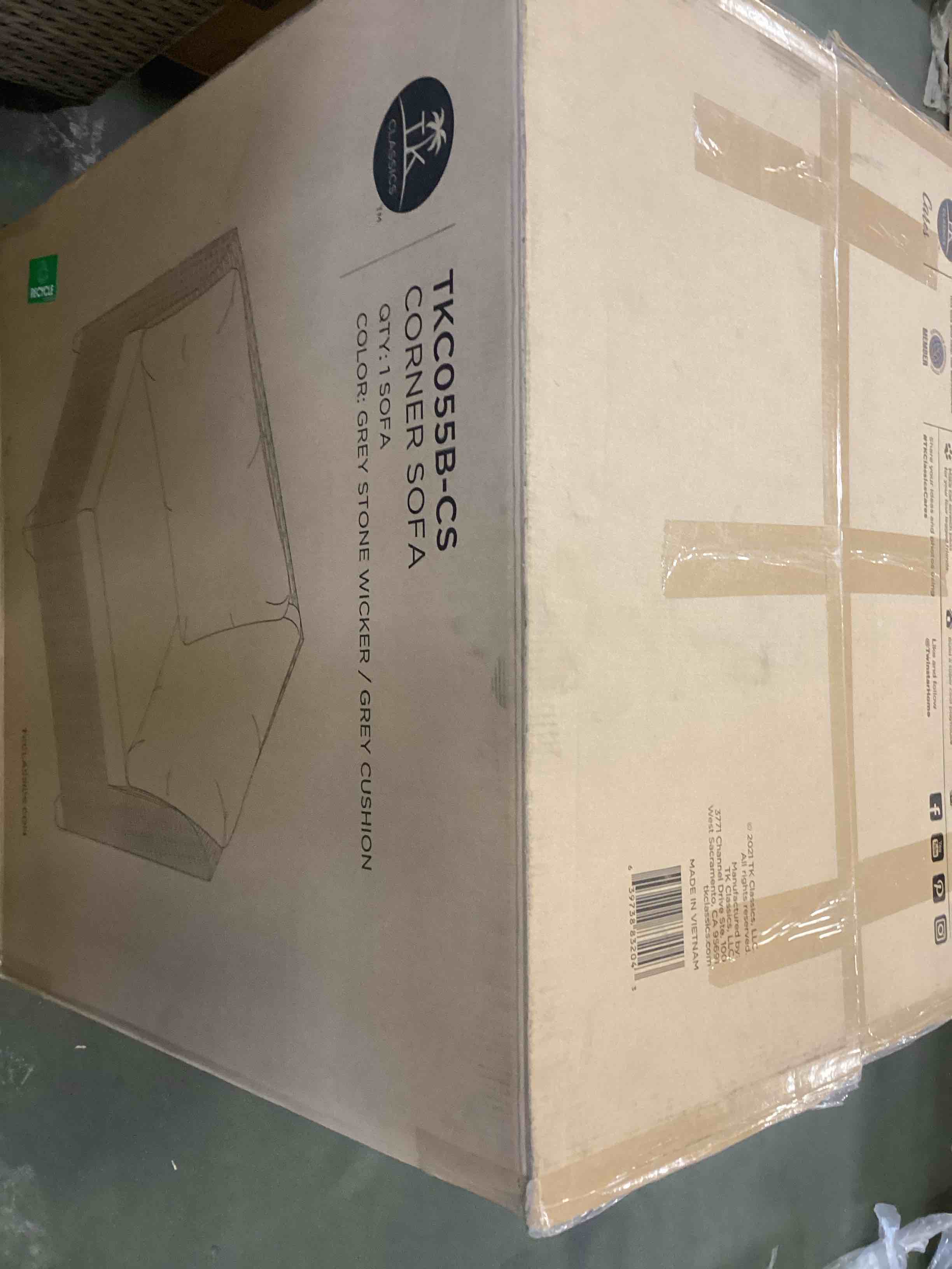 https://s3.amazonaws.com/lotting-images-prod/bidfta/PNK0242577_1728999661998.jpeg