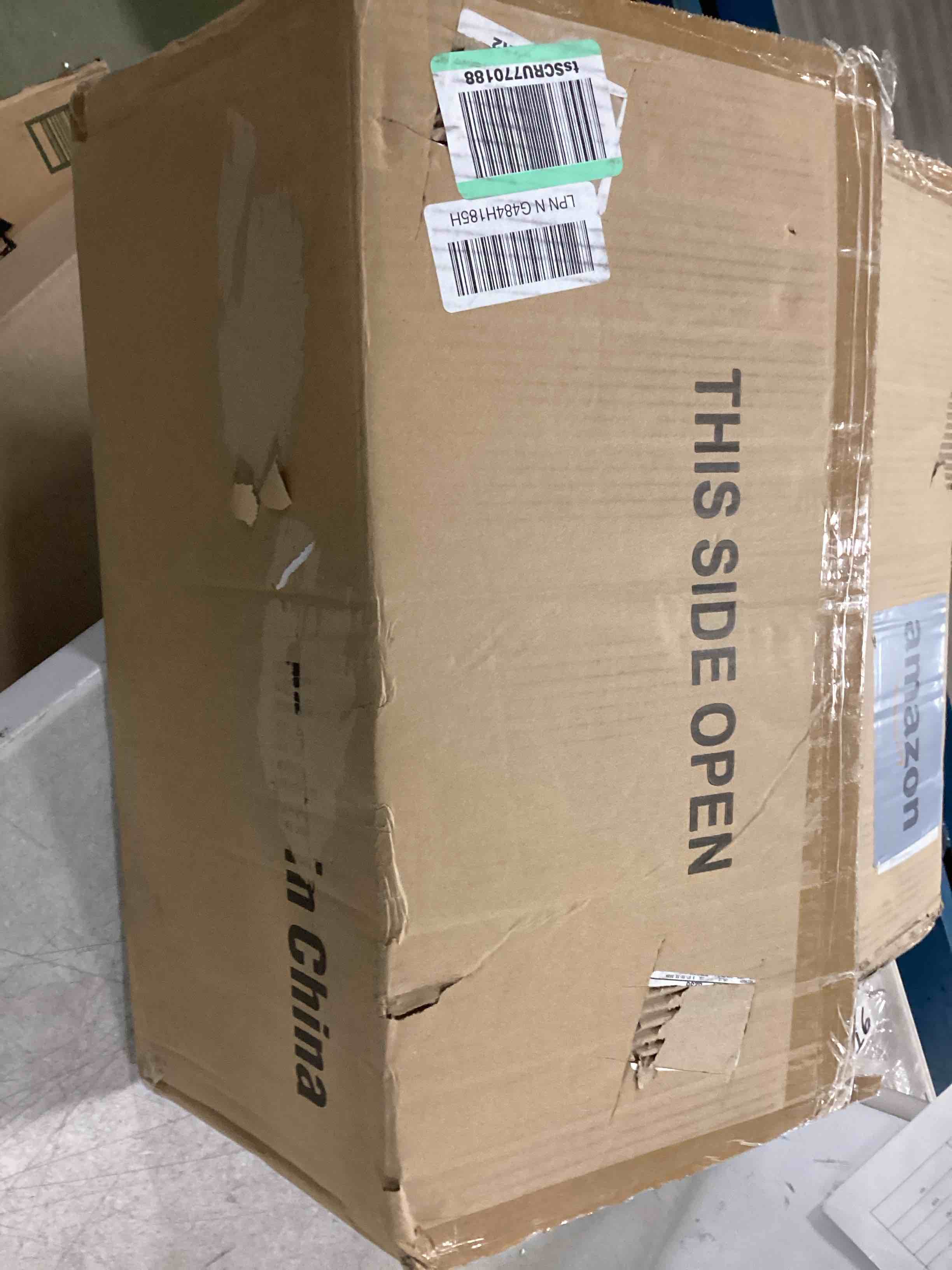 https://s3.amazonaws.com/lotting-images-prod/bidfta/PNK0242867_1728907360622.jpeg