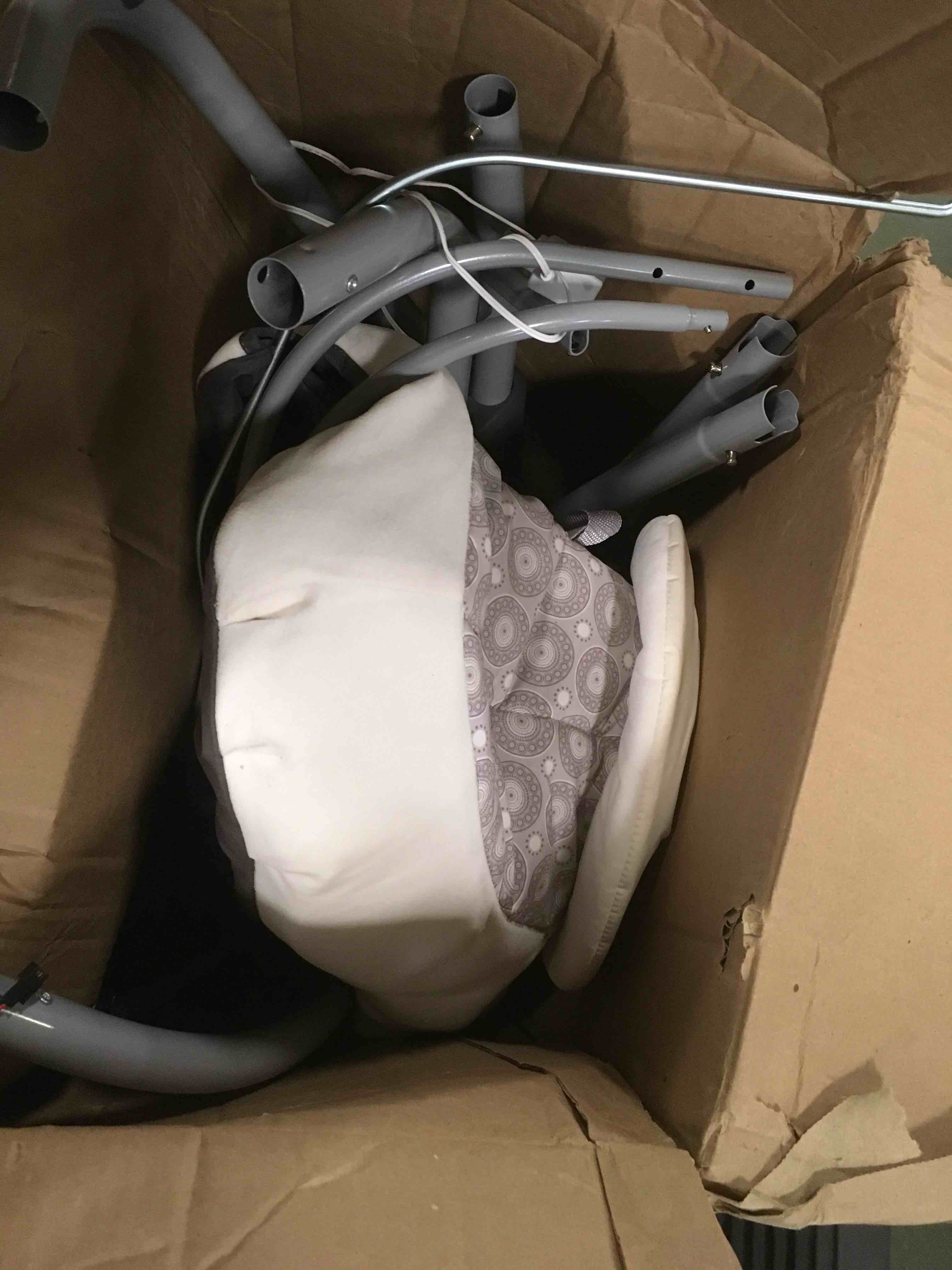 https://s3.amazonaws.com/lotting-images-prod/bidfta/PNK0244001_1728127472497.jpeg