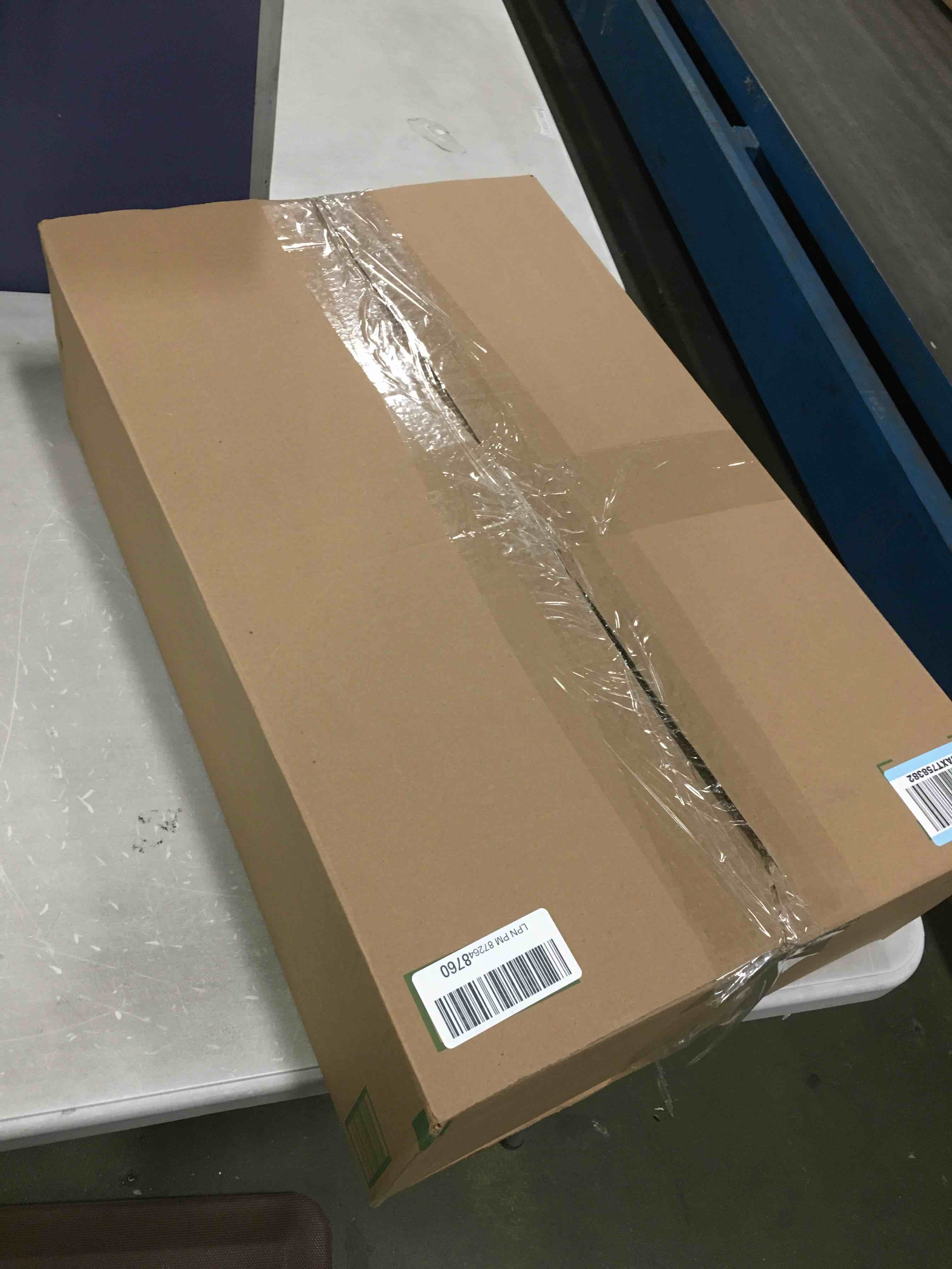 https://s3.amazonaws.com/lotting-images-prod/bidfta/PNK0244533_1727954660181.jpeg
