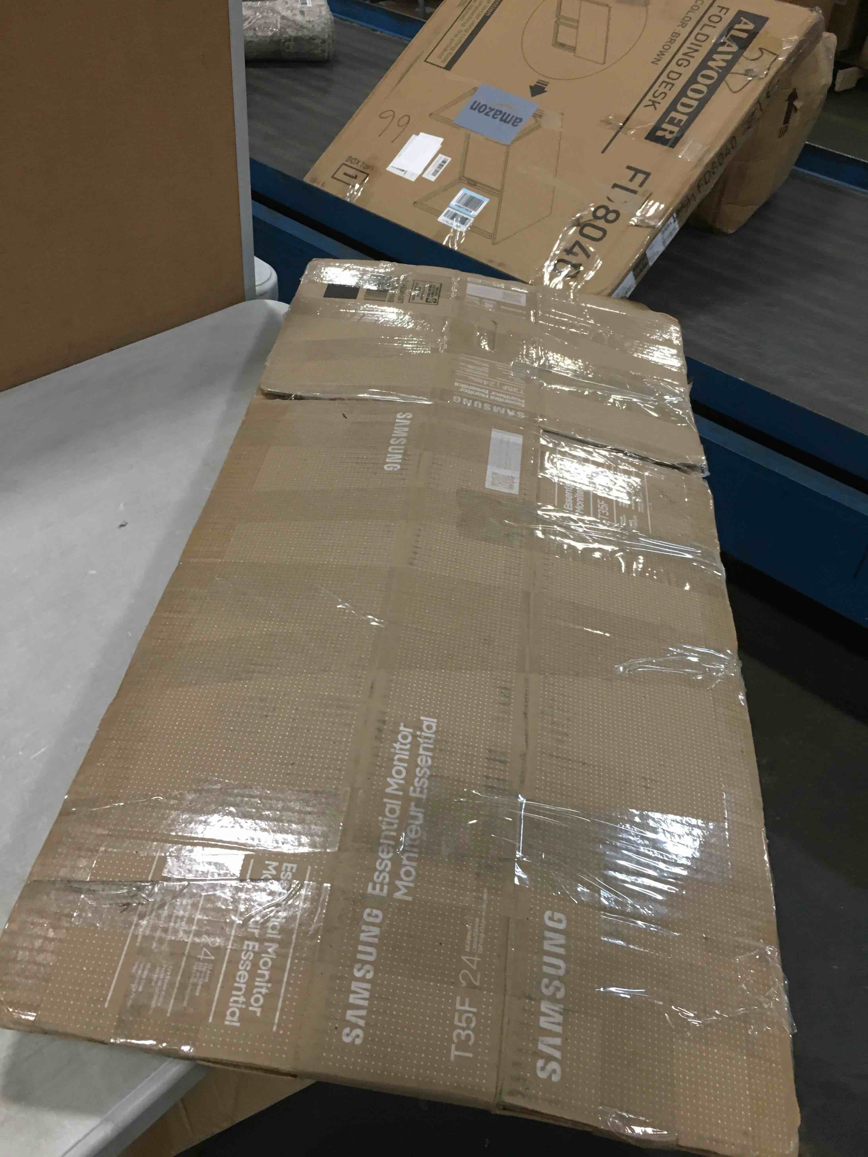 https://s3.amazonaws.com/lotting-images-prod/bidfta/PNK0244978_1727790933612.jpeg
