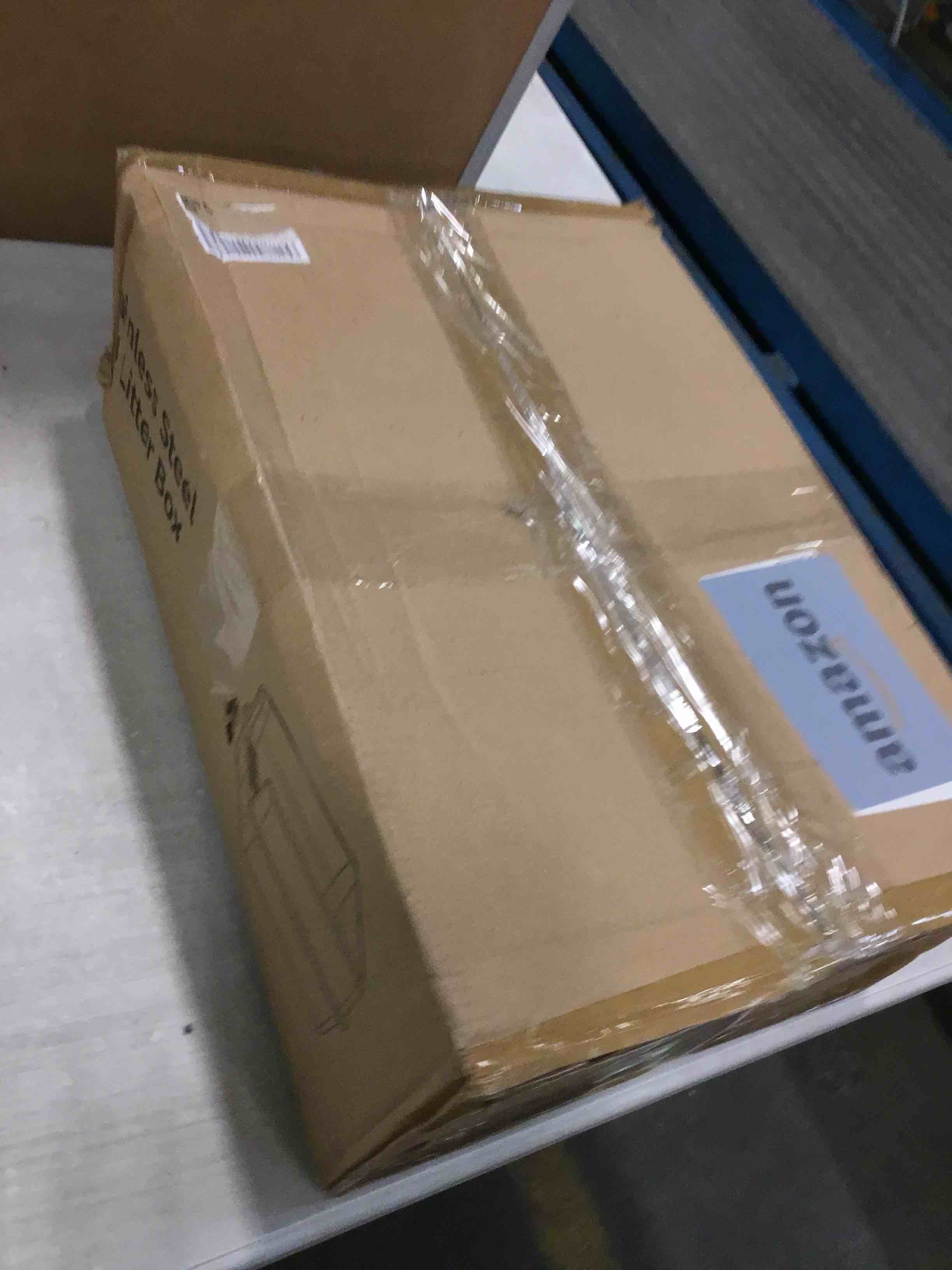 ( WoofiGo Enclosed Stainless Steel Cat Litter Box with Lid