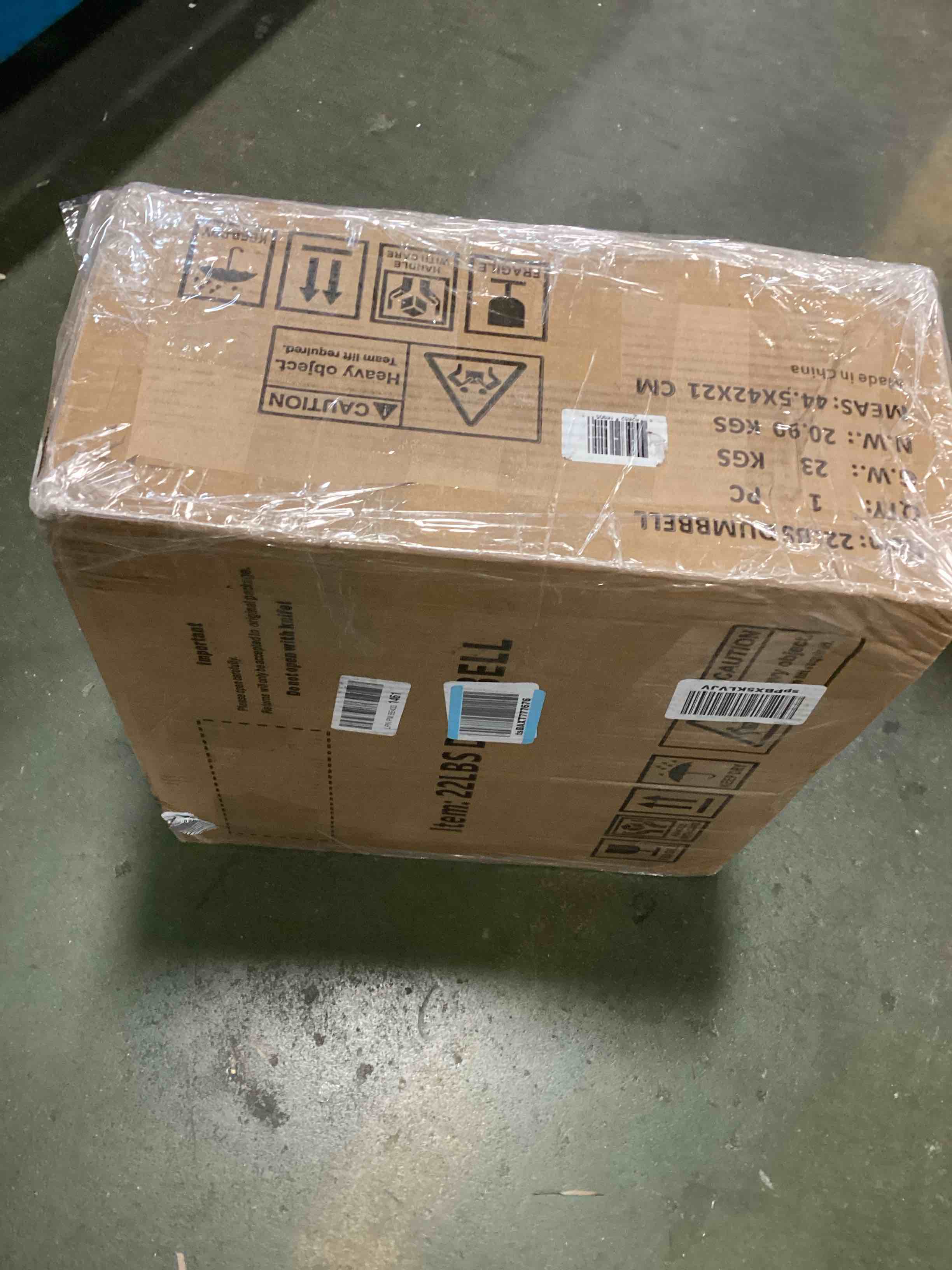 https://s3.amazonaws.com/lotting-images-prod/bidfta/PNK0246141_1727530461636.jpeg