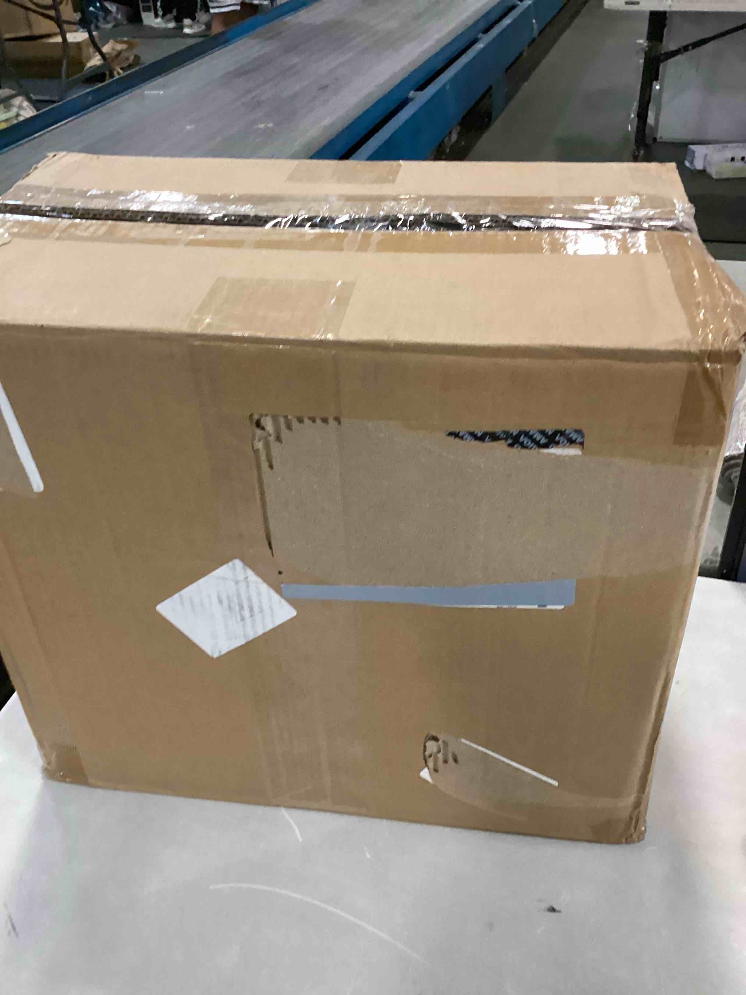 https://s3.amazonaws.com/lotting-images-prod/bidfta/PNK0247094_1727201260612.jpeg