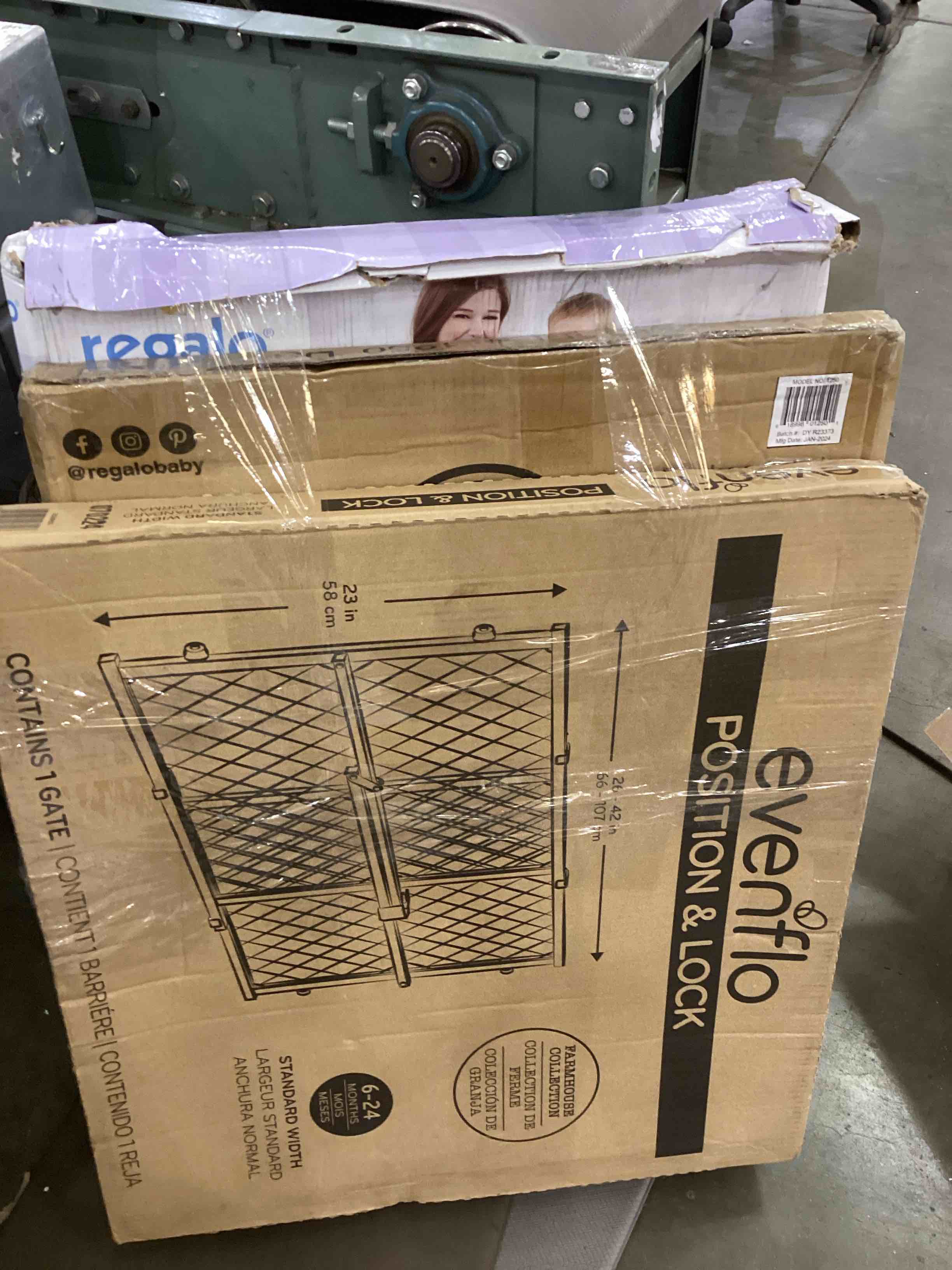 https://s3.amazonaws.com/lotting-images-prod/bidfta/PNK0247569_1726594705021.jpeg