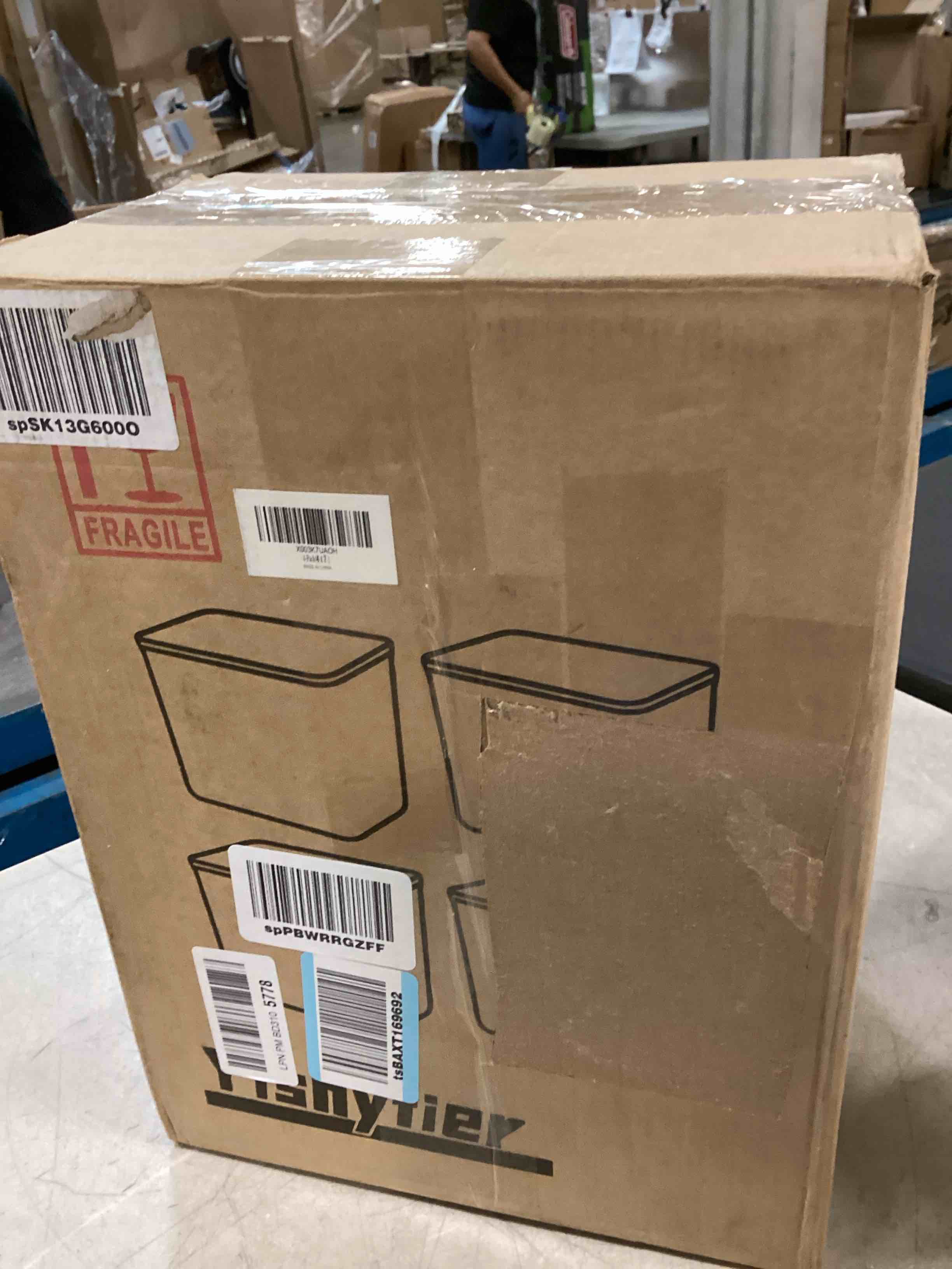 https://s3.amazonaws.com/lotting-images-prod/bidfta/PNK0248027_1728095041546.jpeg