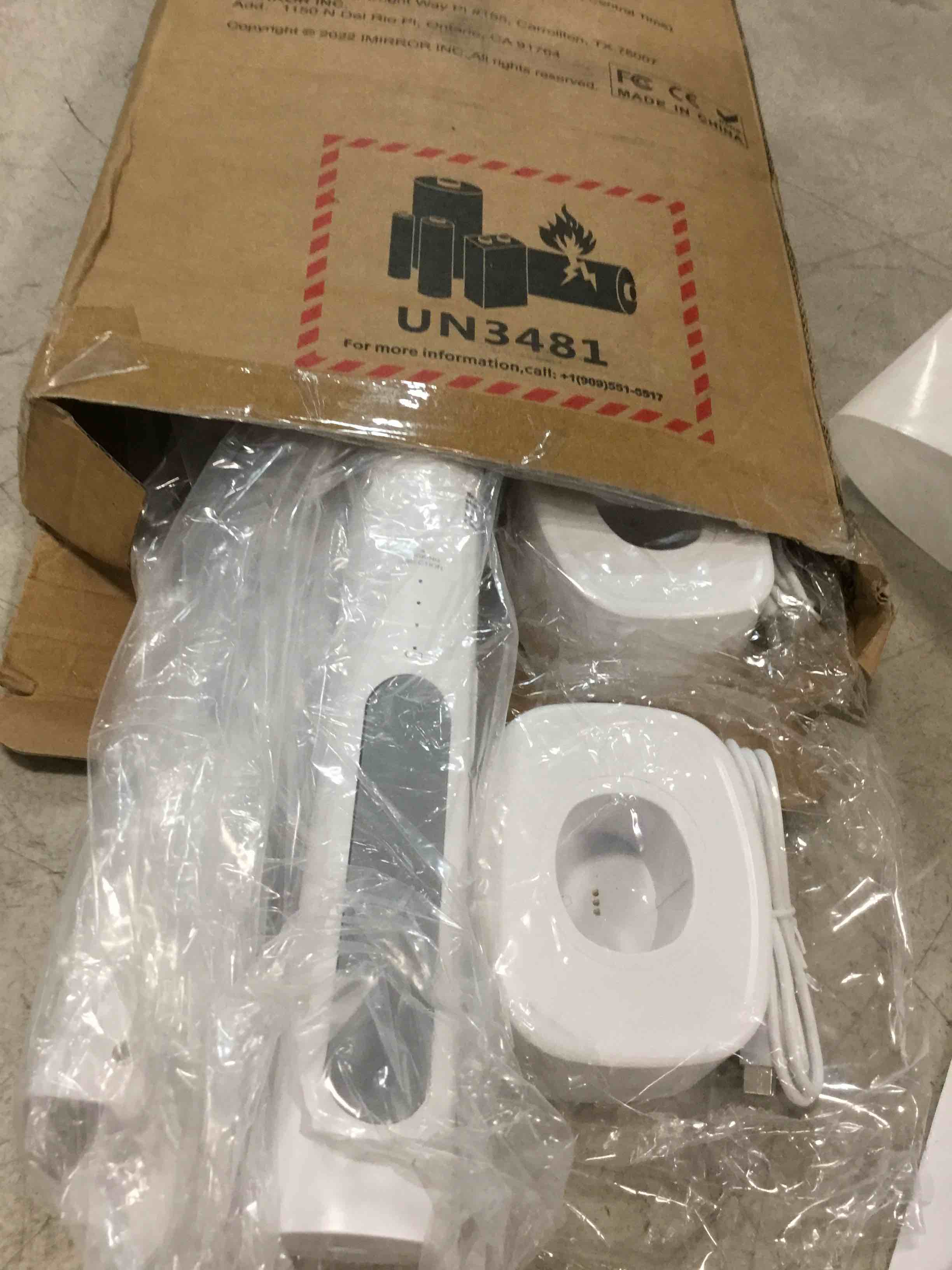 https://s3.amazonaws.com/lotting-images-prod/bidfta/PNK0248941_1727748633707.jpeg