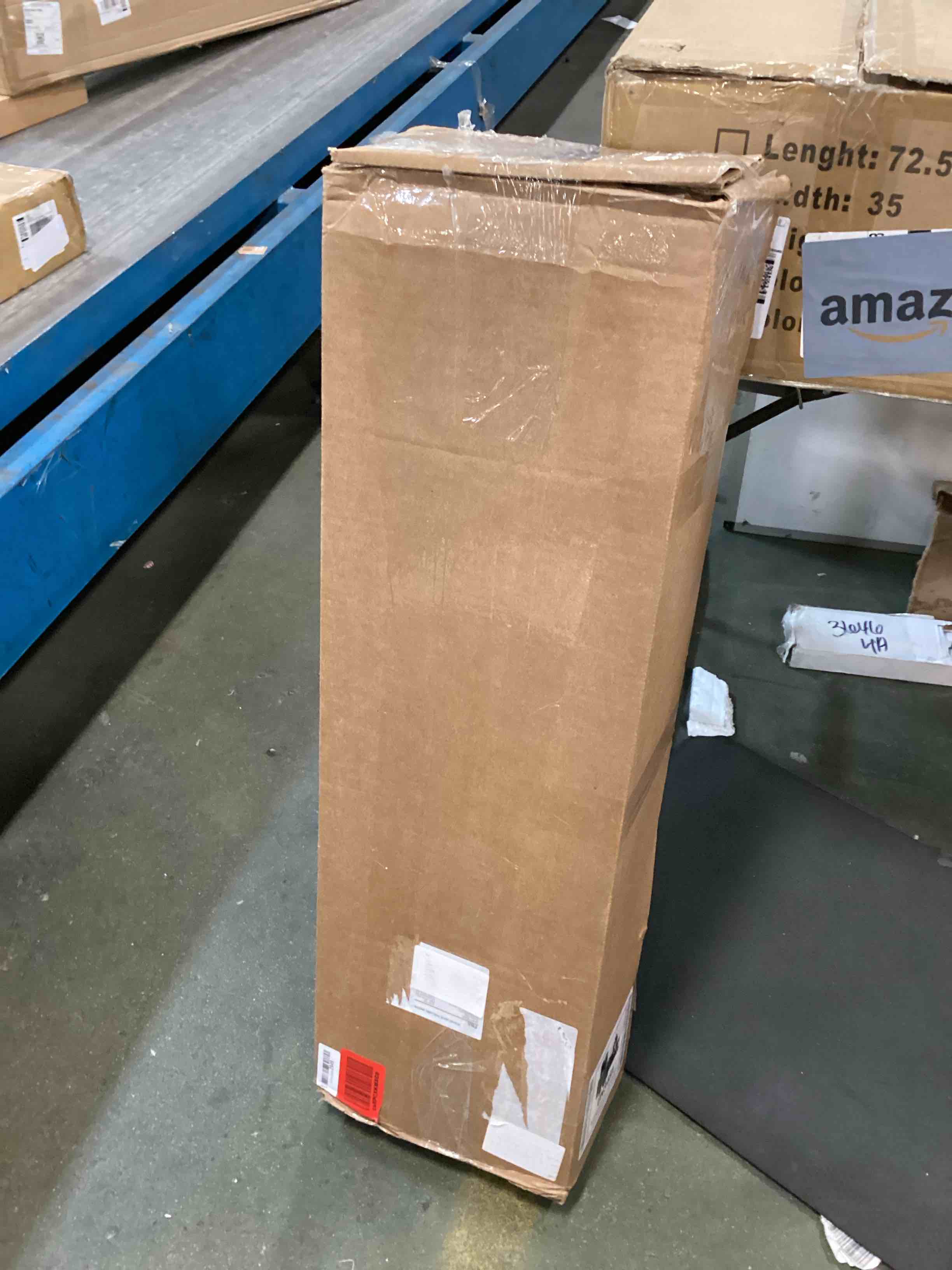 https://s3.amazonaws.com/lotting-images-prod/bidfta/PNK0249911_1727229761398.jpeg
