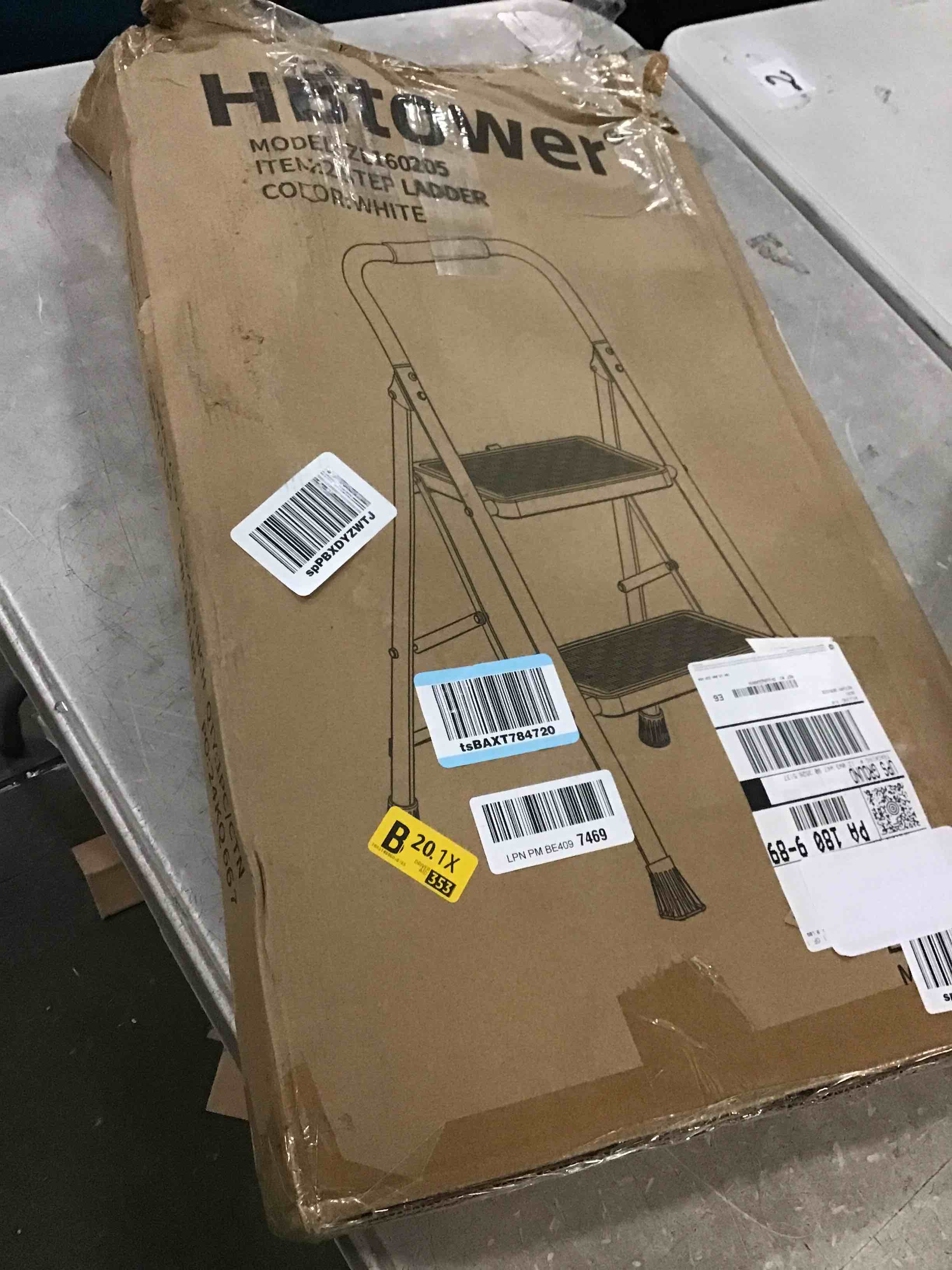 https://s3.amazonaws.com/lotting-images-prod/bidfta/PNK0250111_1728095688215.jpeg